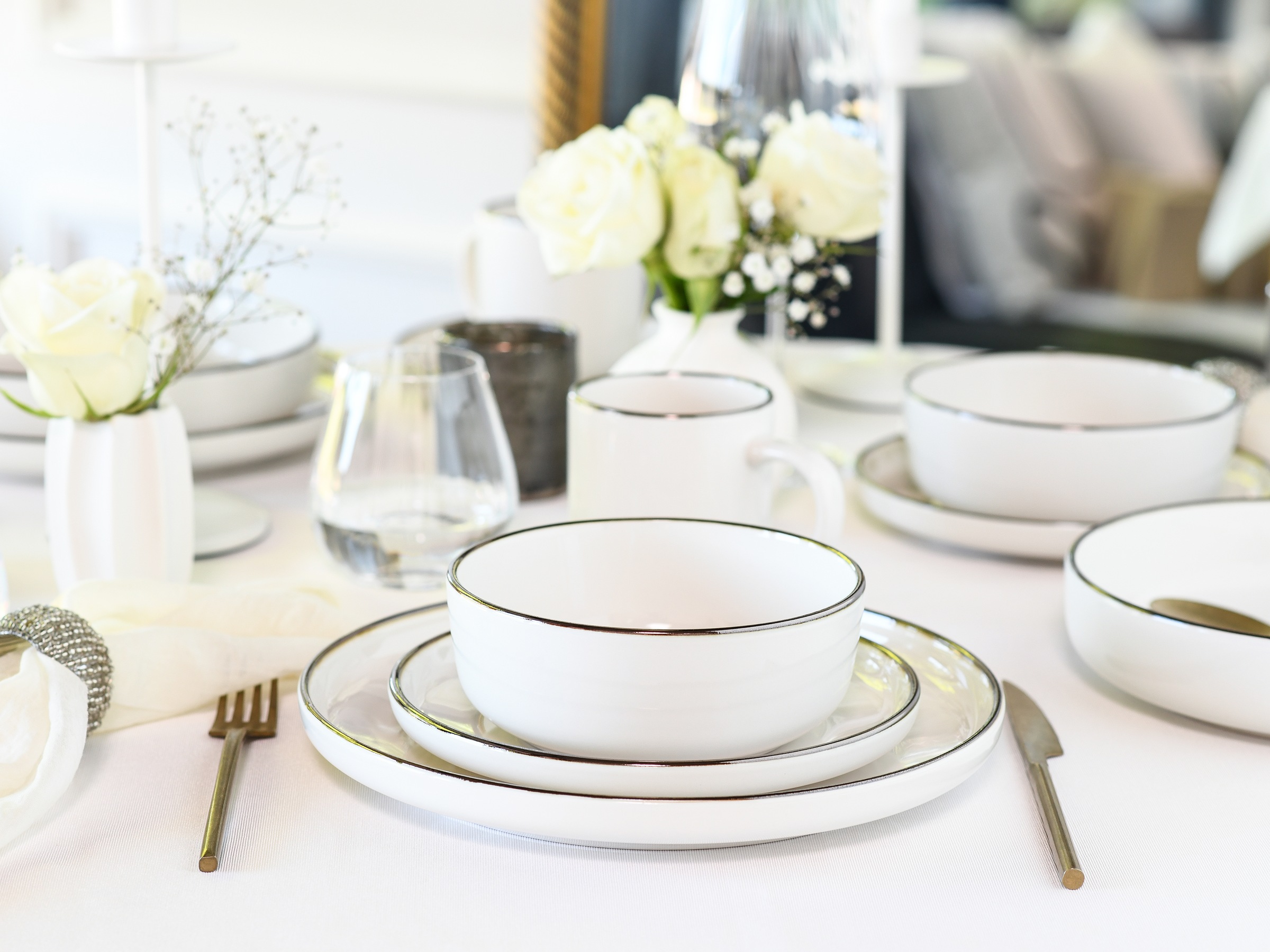 CreaTable Kombiservice »Nordic Festive, Service 16-tlg.« Minimalistisches Design, Dezente goldene Akzente