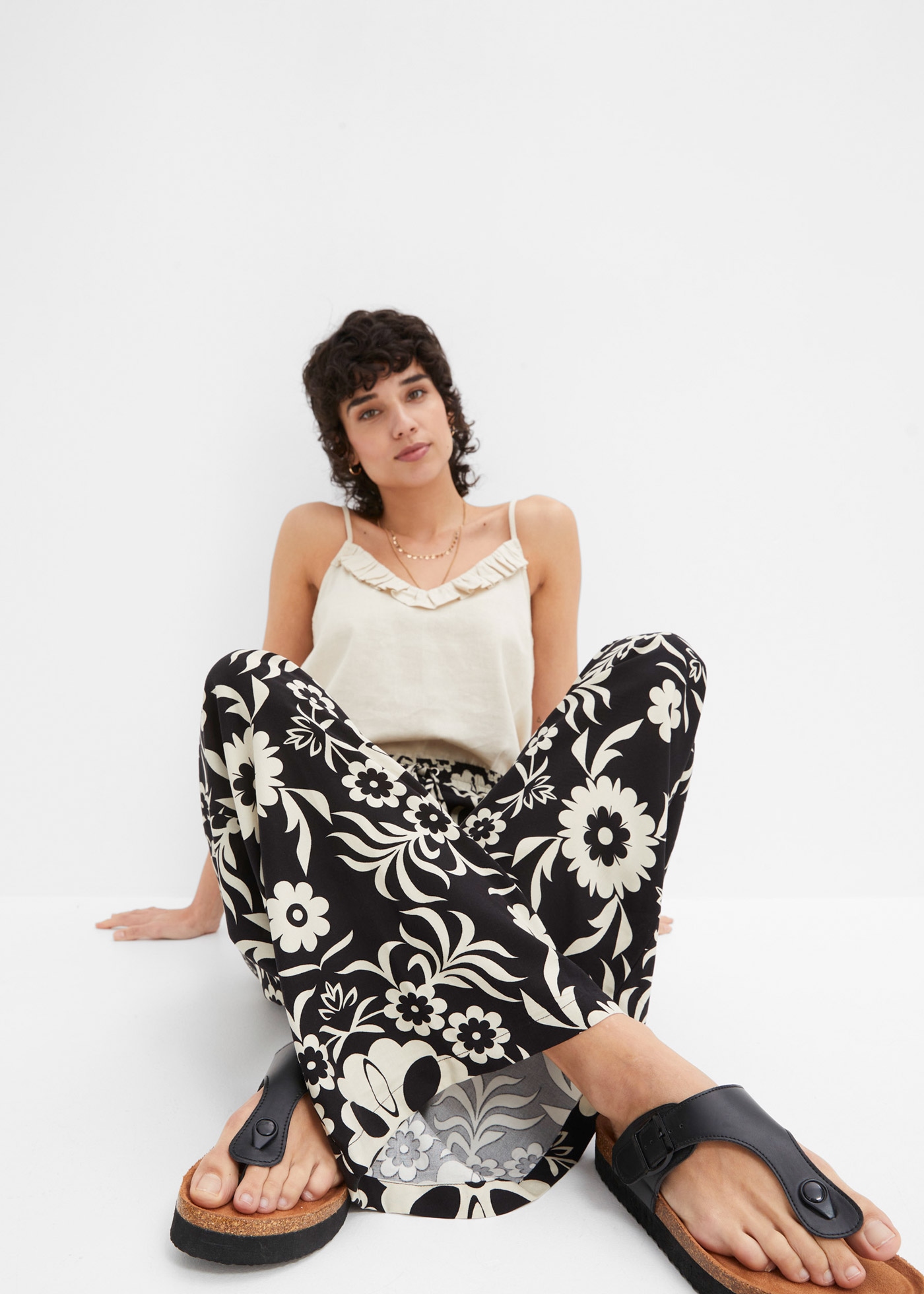 bonprix Marlene-Hose »Marlenehose aus fließender Viskose«  Marlenehose aus fließender Viskose