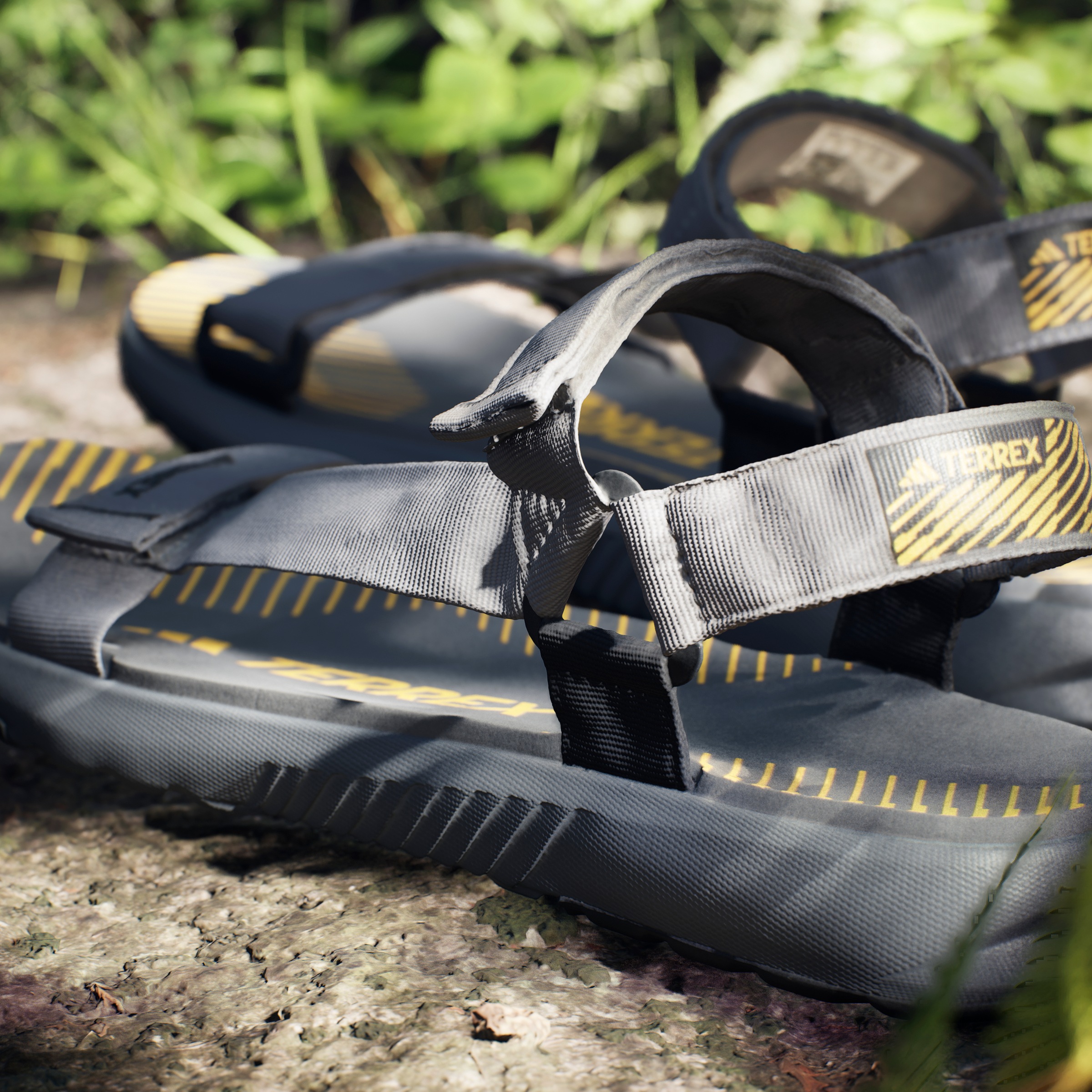 adidas TERREX Outdoorsandale »TERREX HYDROTERRA LIGHT SANDALE«, mit Klettverschluss