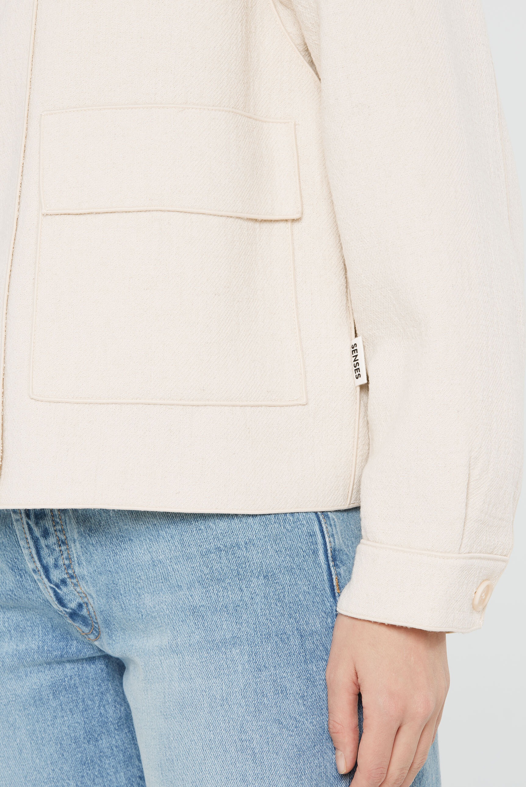 SENSES.THE LABEL Kurzjacke ohne Kapuze mit verstellbaren Druckknopfriegeln am Ärmel