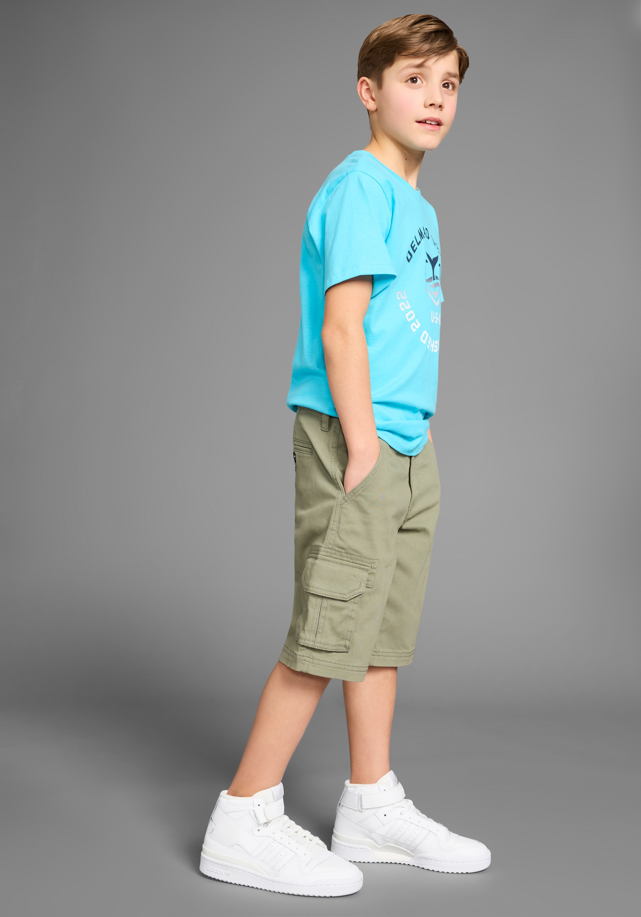 DELMAO Shorts »Cargoshorts«, mit vielen Taschen