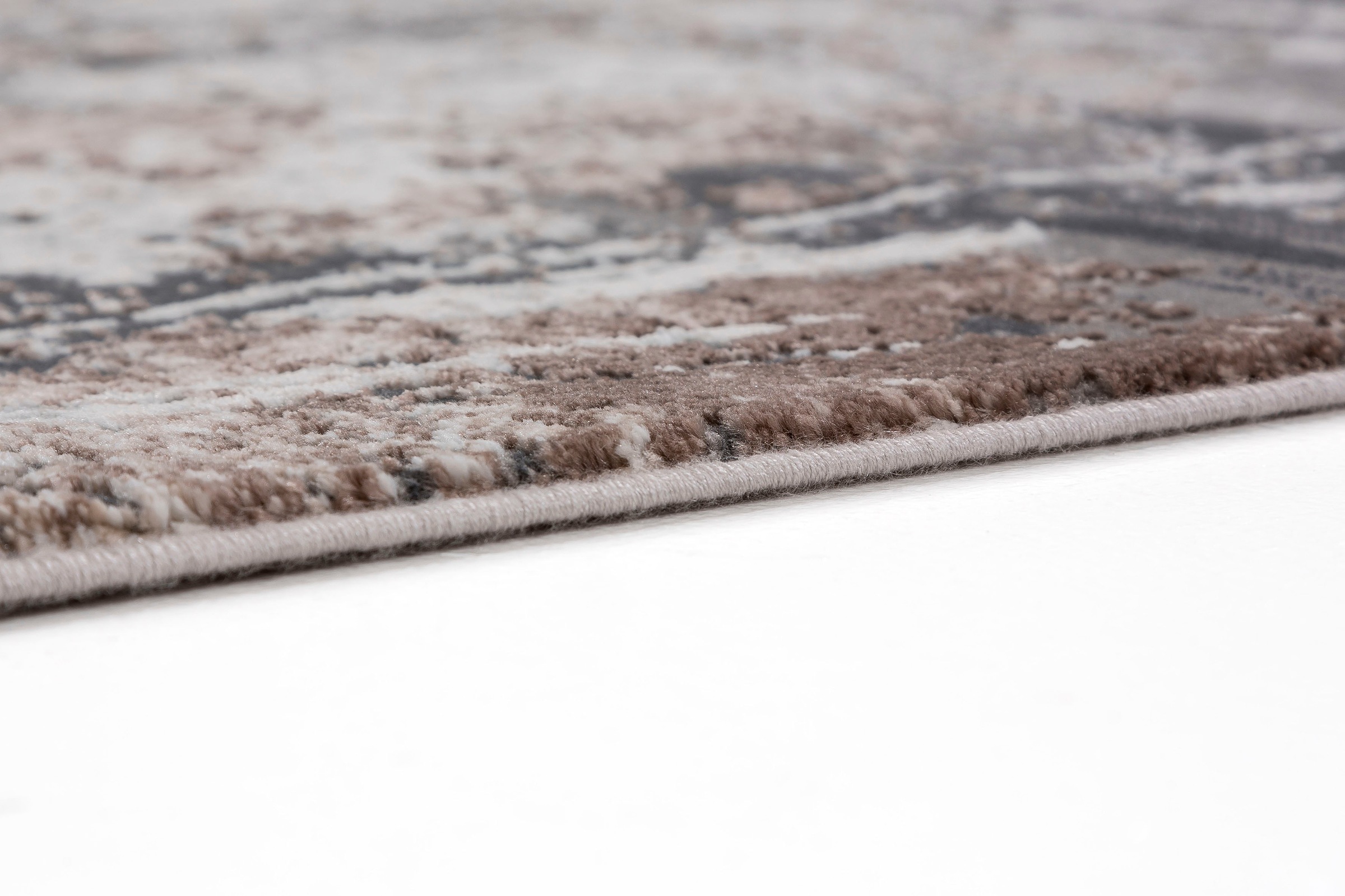 Teppich ASTRA "Vercelli 235 Kurzflorteppich", beige (beige, creme), B:133cm H:9mm L:190cm, Kunstfaser, Teppiche, Teppich, wollig weiche Oberfläche, mit Fransen, 3-D Effekt, Wohnzimmer 3