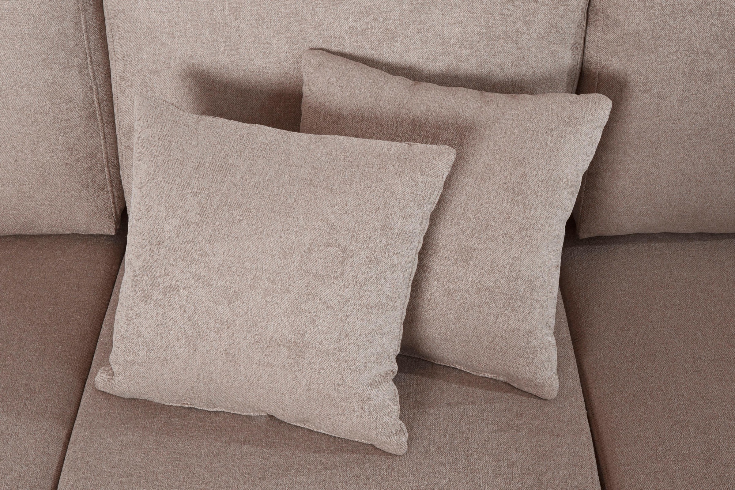 Guido Maria Kretschmer Home&Living Ecksofa »Györ«, L-Form, wahlweise mit Bettfunktion und Bettkasten incl. 2 Zierkissen