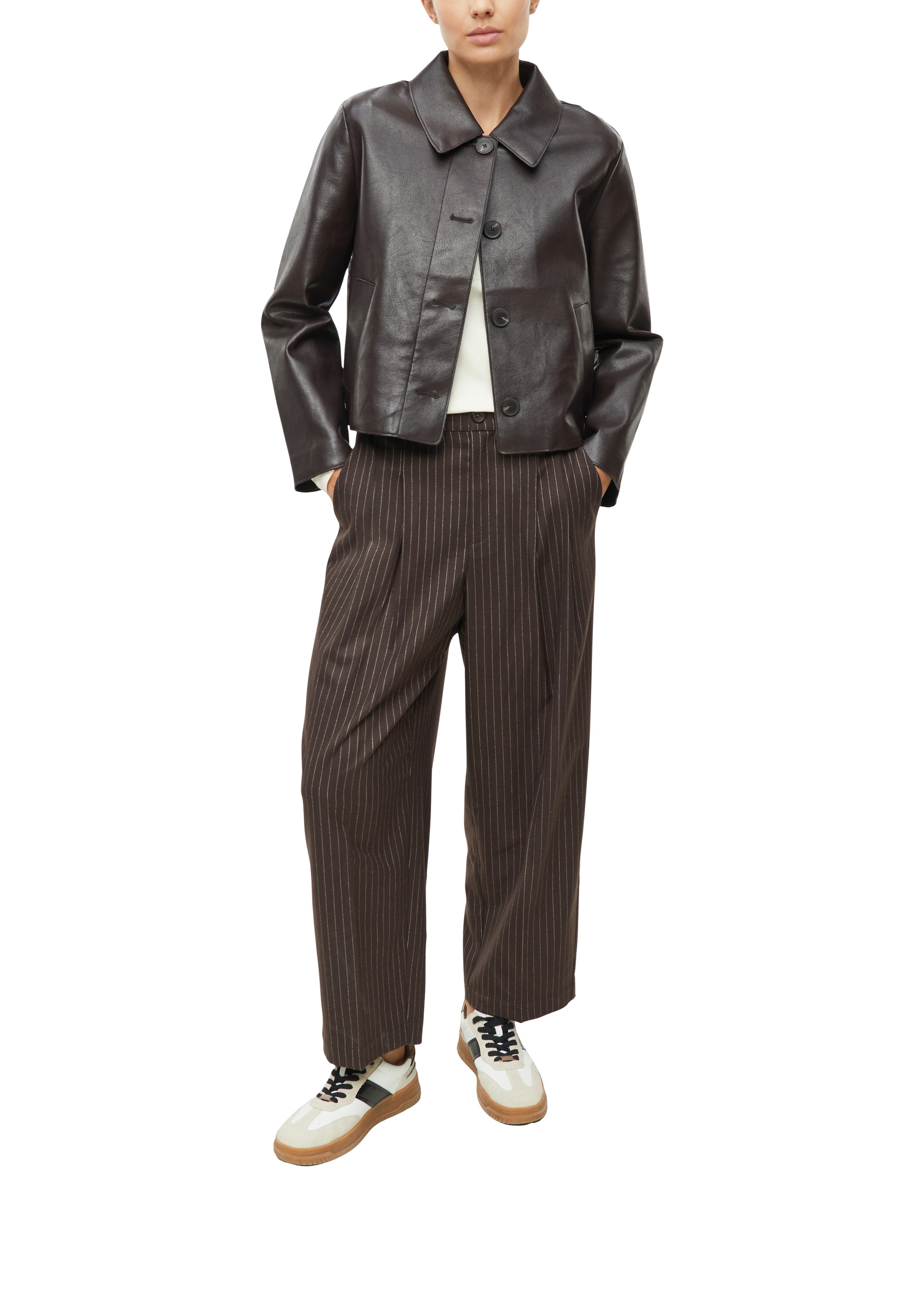 s.Oliver Bundfaltenhose  mit feinen Streifen / Viskose-Strretch