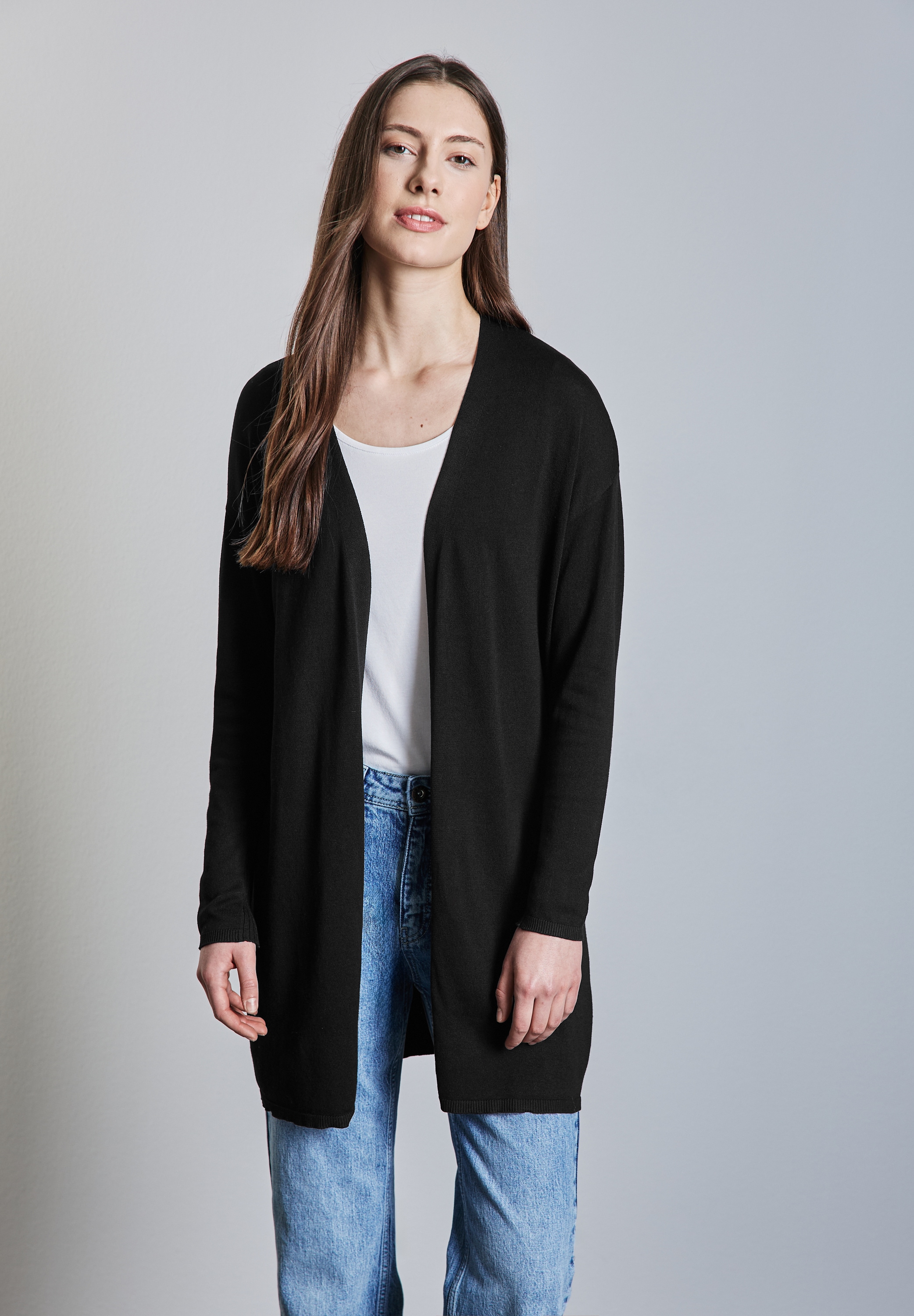 STREET ONE Strickjacke, aus softer Viskose