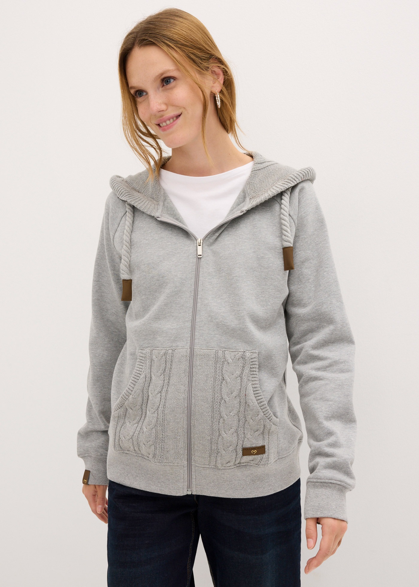 bonprix Kapuzensweatjacke "Sweatjacke mit Strickkapuze und Tasche" mit Stri günstig online kaufen