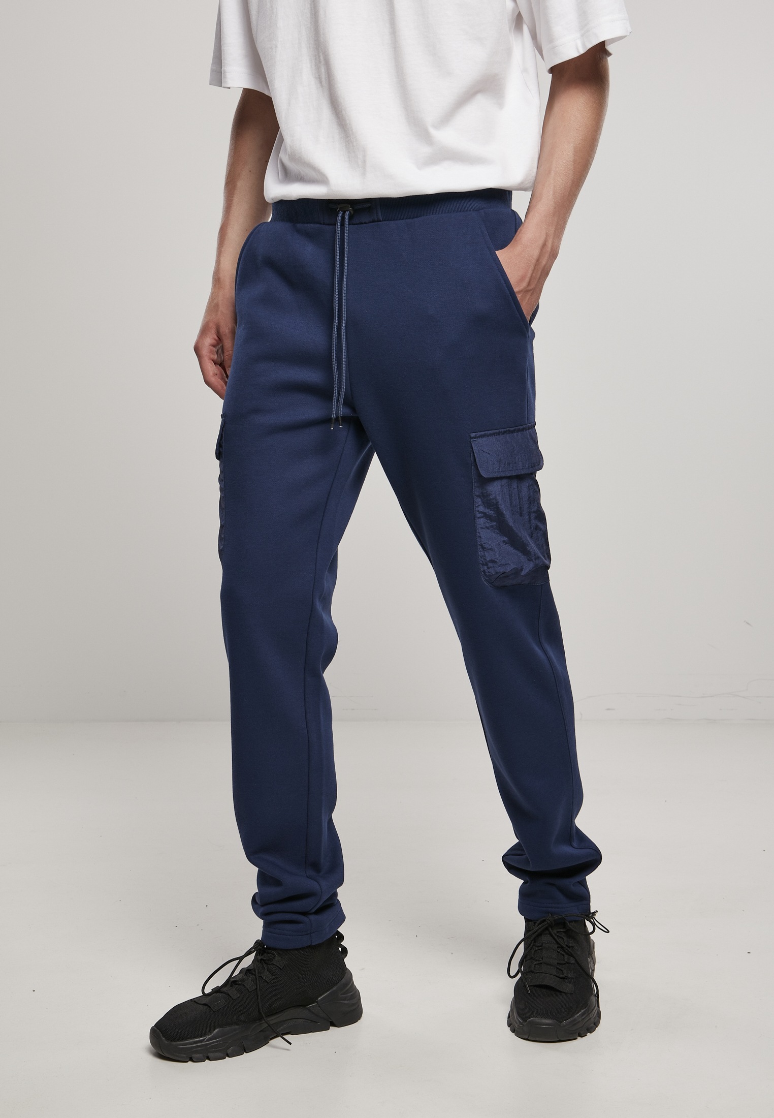 URBAN CLASSICS Stoffhose »Herren Commuter Sweatpants«, (1 tlg.) kaufen