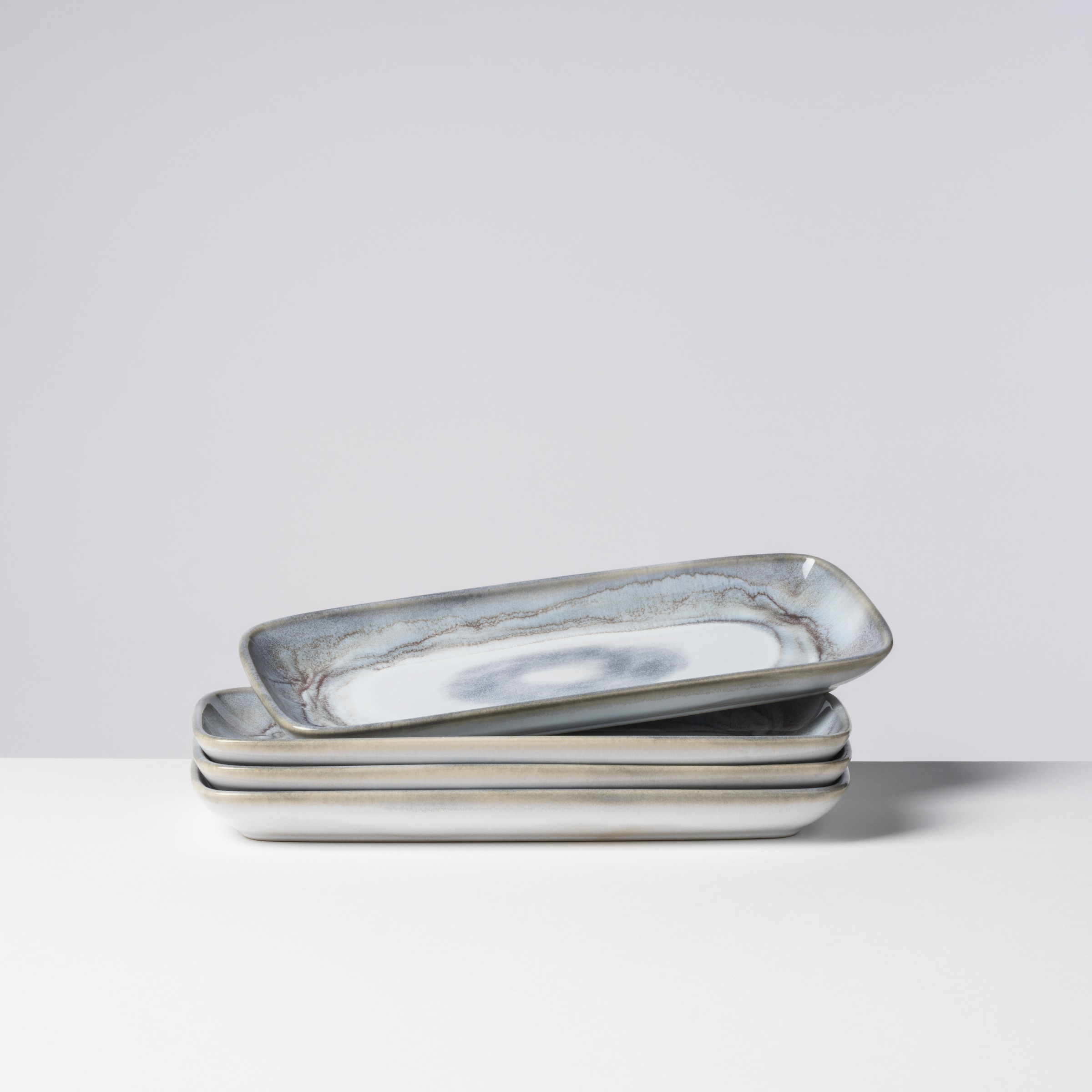 gipfelstück Servierplatte "Tiefer See" Scandi-Style, glänzende Reaktivglasu günstig online kaufen