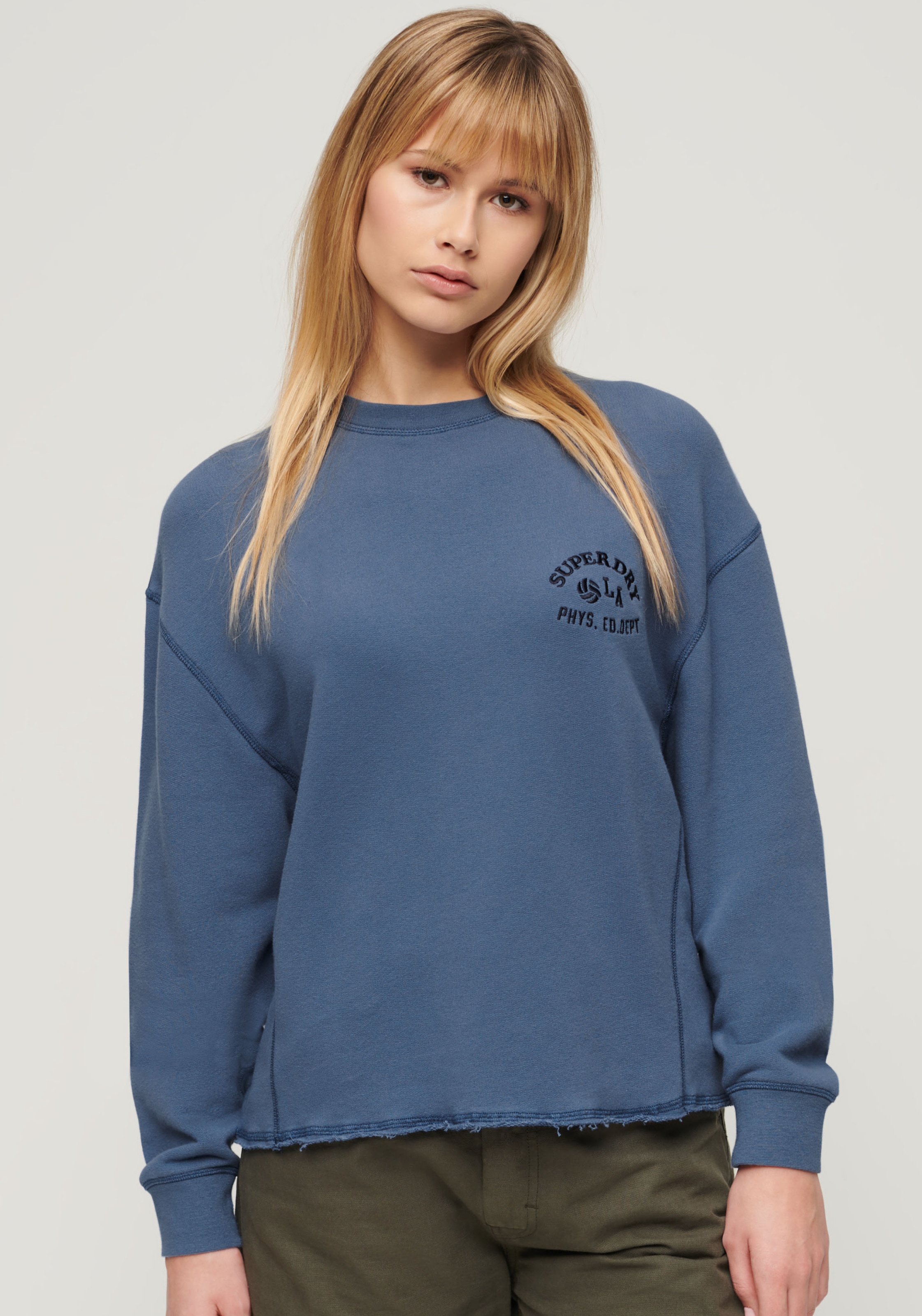 Superdry Sweatshirt »ESSENTIAL SWEATSHIRT«