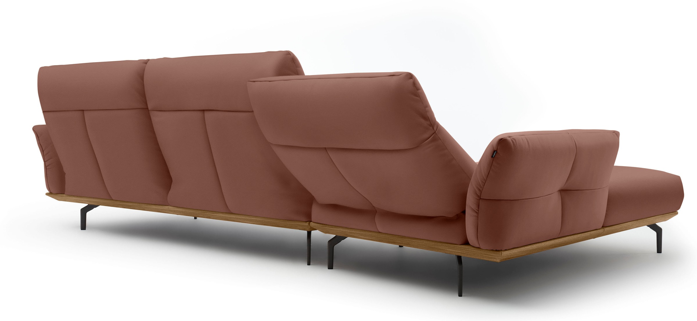 Creation BY ROLF BENZ Ecksofa »CR.460«, Sockel in Nussbaum, Winkelfüße in Umbragrau, Breite 338 cm