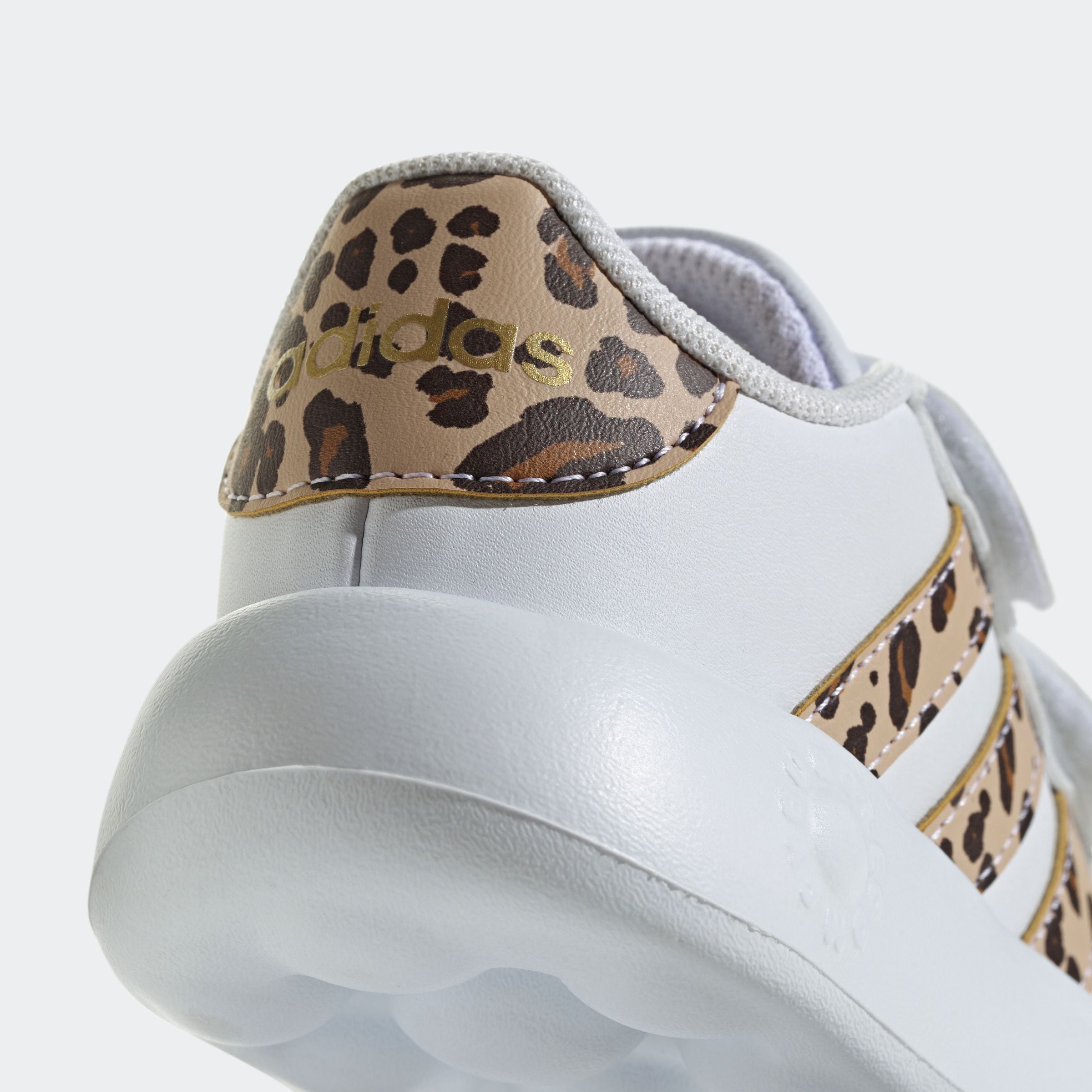 adidas Sportswear Sneaker »GRAND COURT 2.0 KIDS«, Design auf den Spuren des adidas Superstar