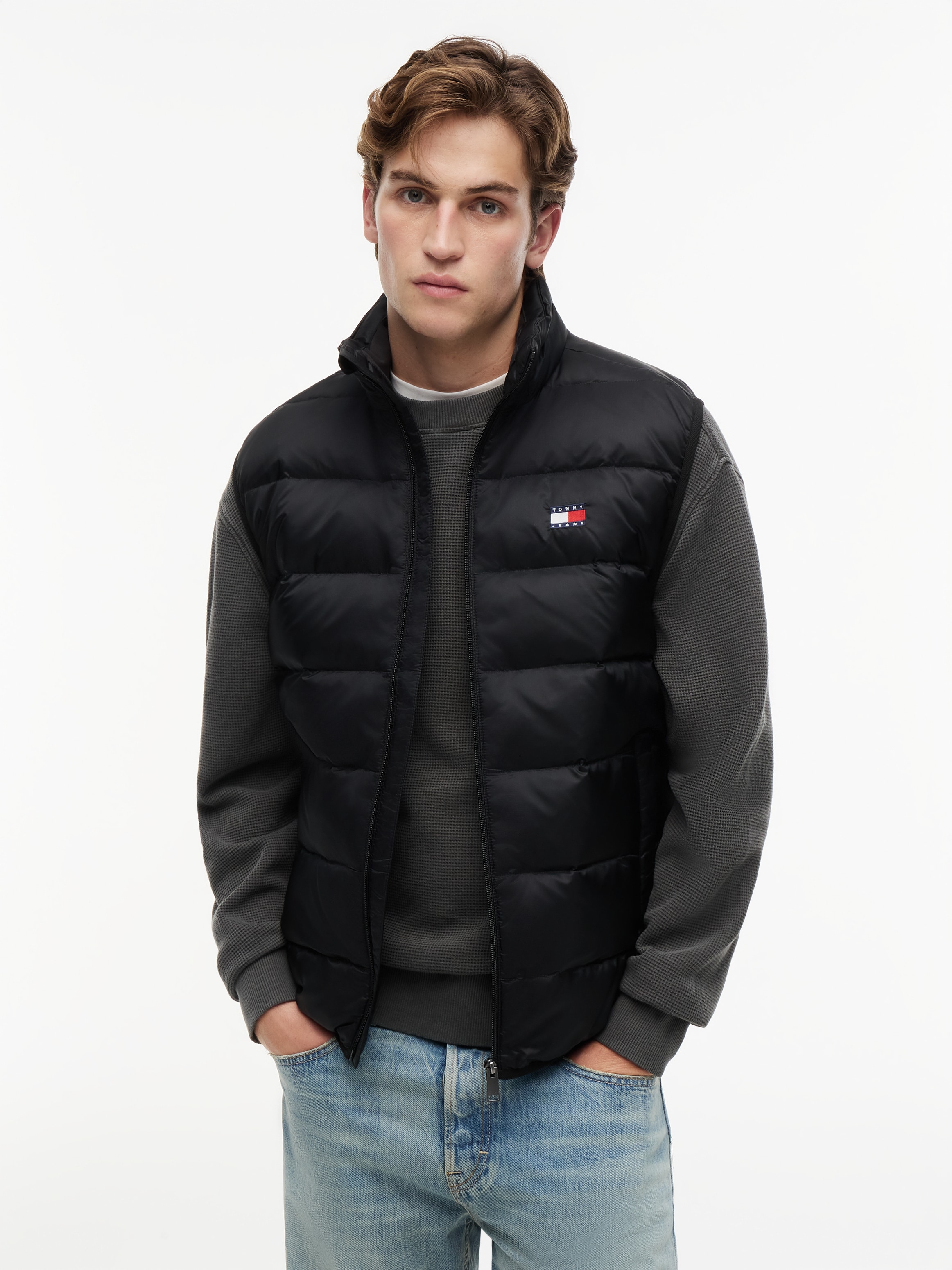 Tommy Jeans Daunenweste "TJM LIGHT DOWN PACKABLE VEST" Regular fit mit Stehkragen