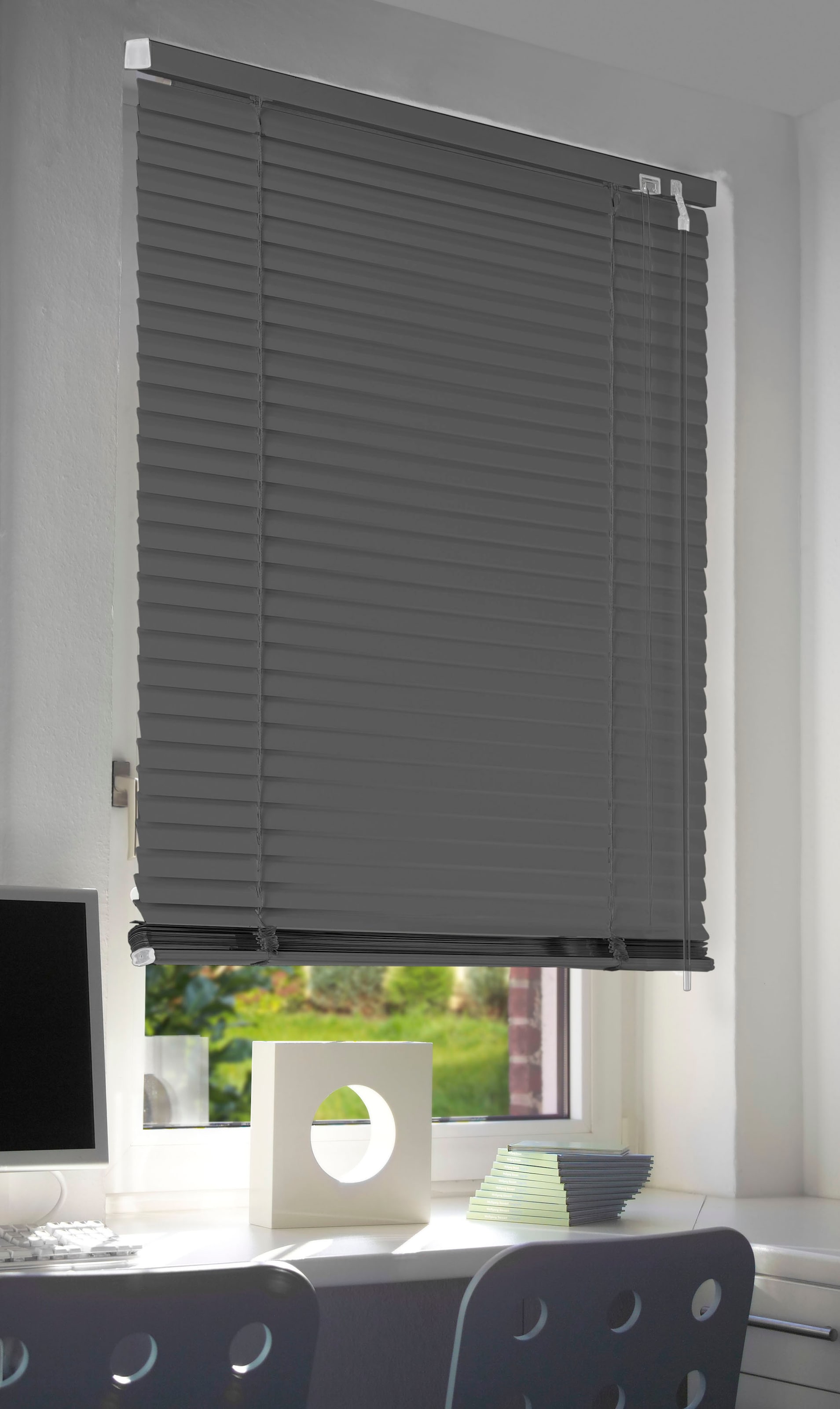 Kutti "Jalousie Sammy, freihängend, Aluminium, Montage an Wand oder Decke" mit Bohren freihängend Alu-Jalousie freihängend