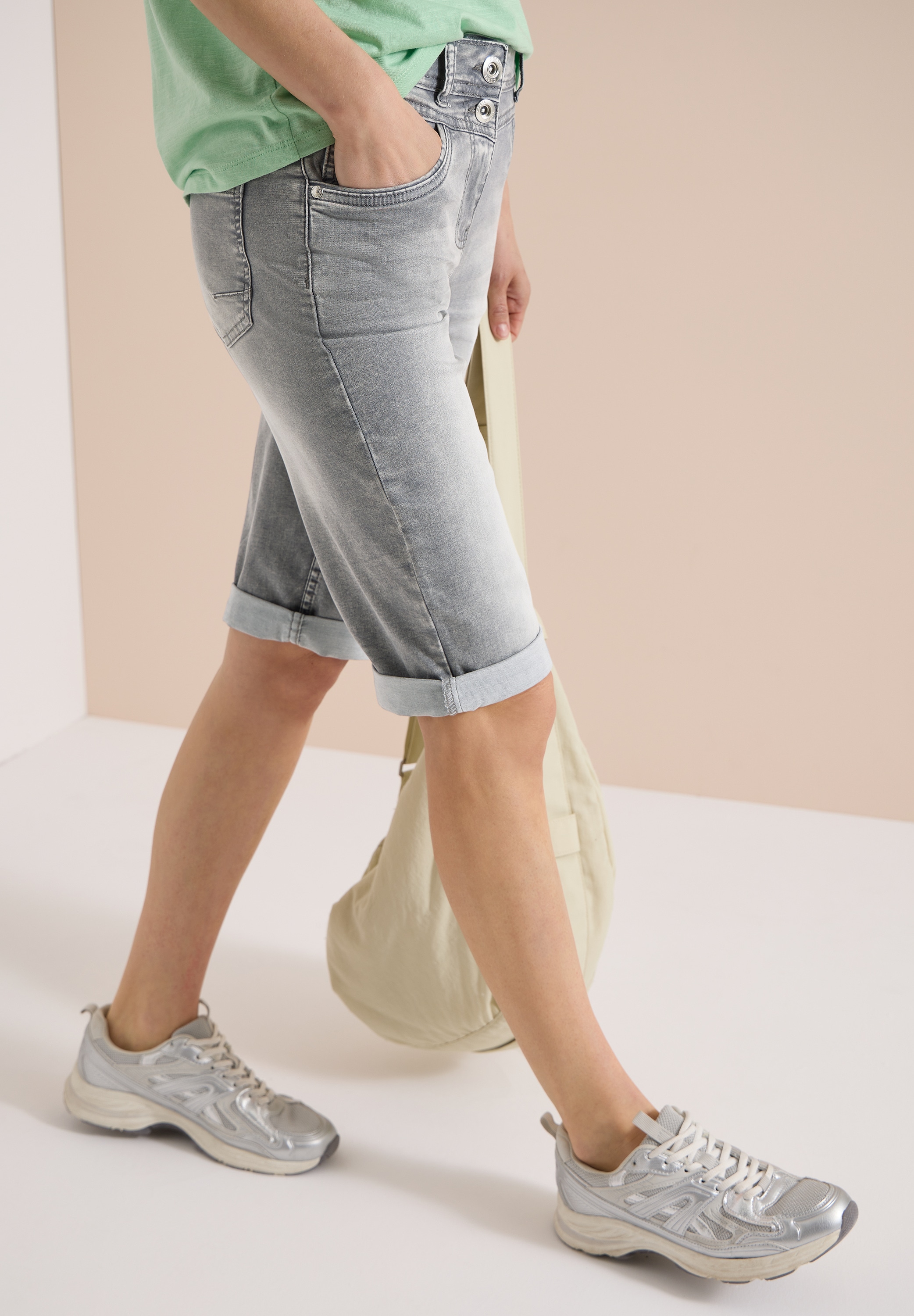 Cecil Shorts »Style Toronto«  Jeanshorts im Slim Fit und mit Stretch