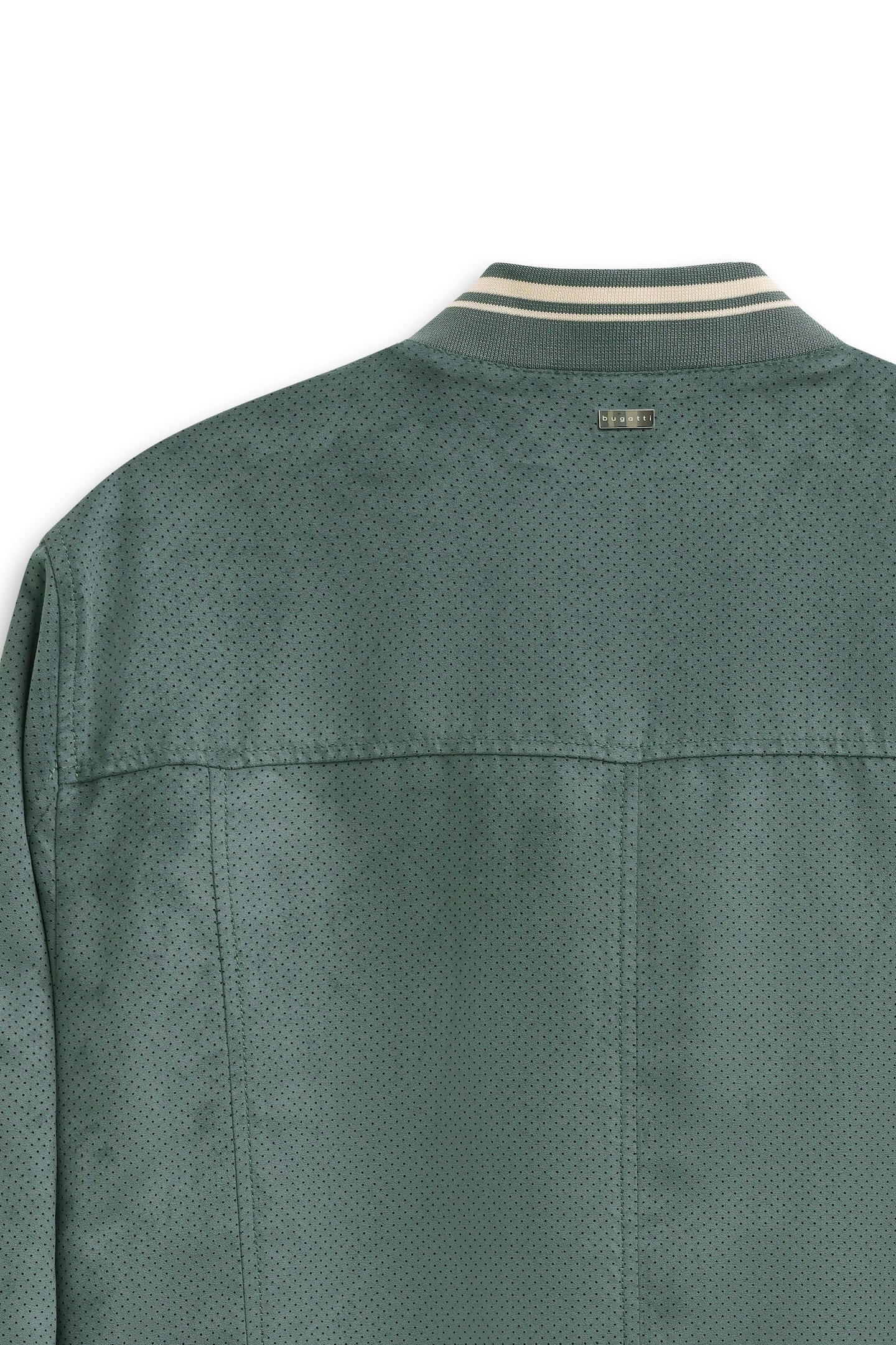 bugatti Collegejacke »Regular Fit«, wasserabweisend trotz leicht perforiertem Oberstoff