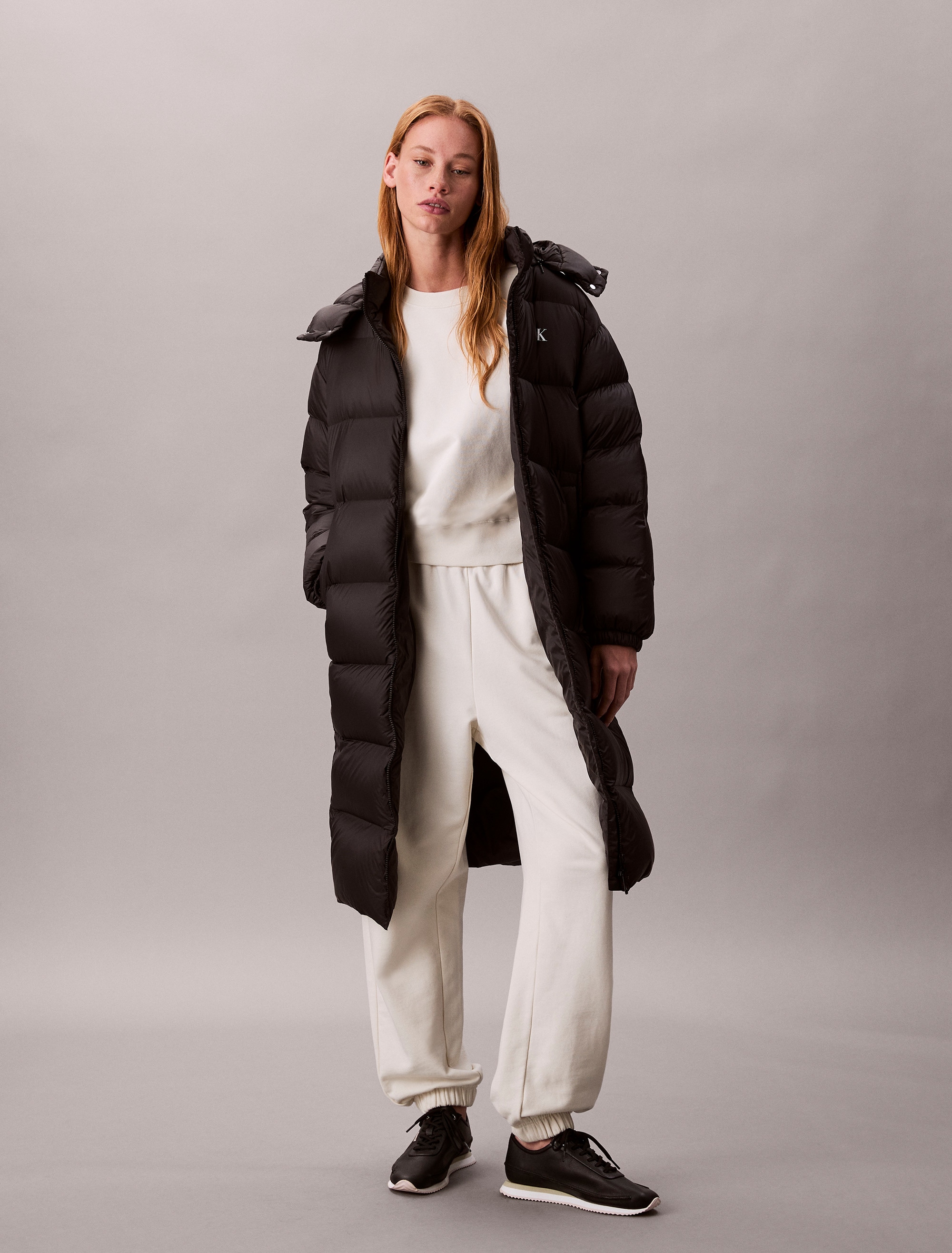 Calvin Klein Jeans Steppmantel »ESSENTIAL MIDWEIGHT LONG PUFFER«, Mit Rundhalsausschnitt, regular fit
