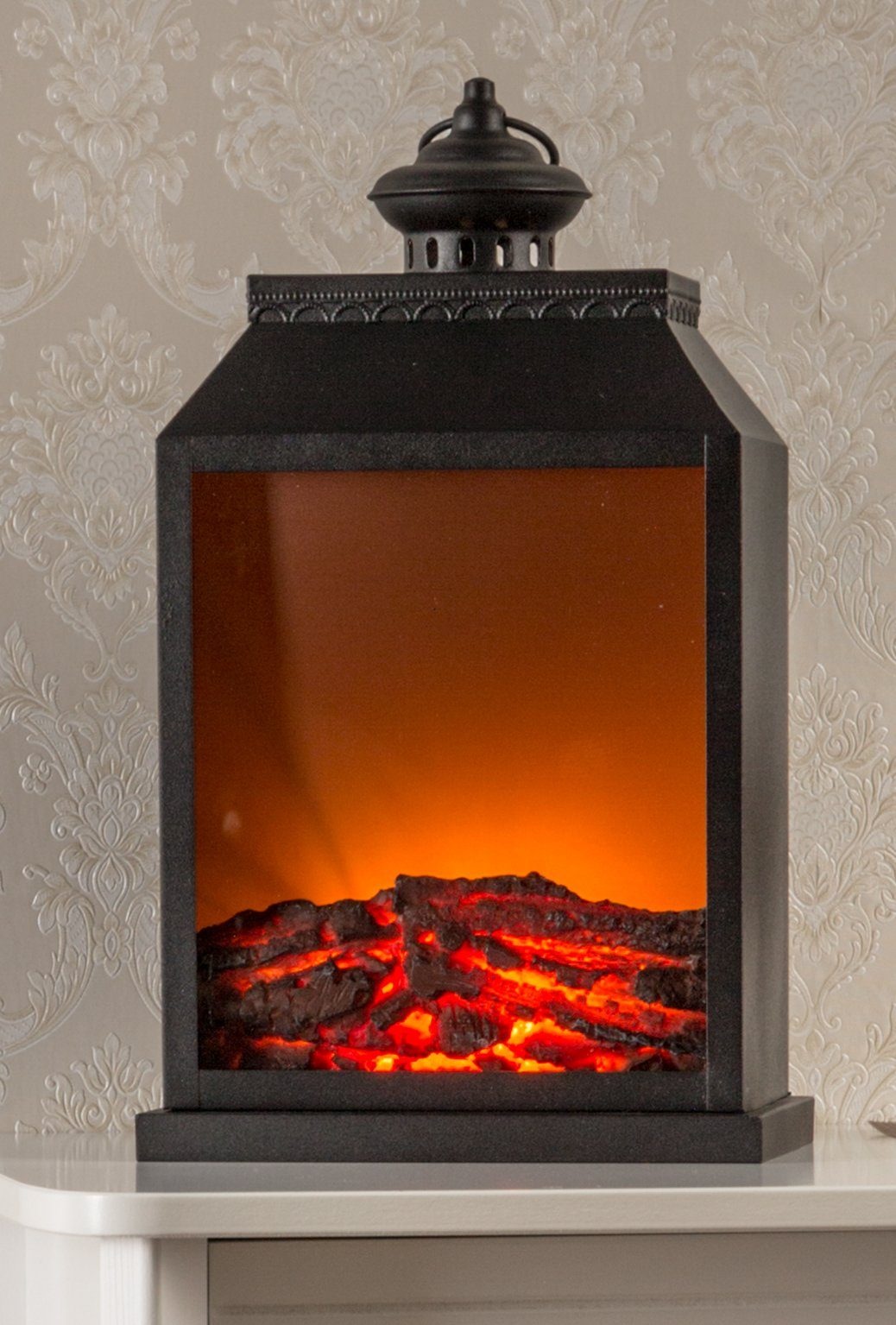 Metall-Laterne mit Kamineffekt für Batteriebetrieb