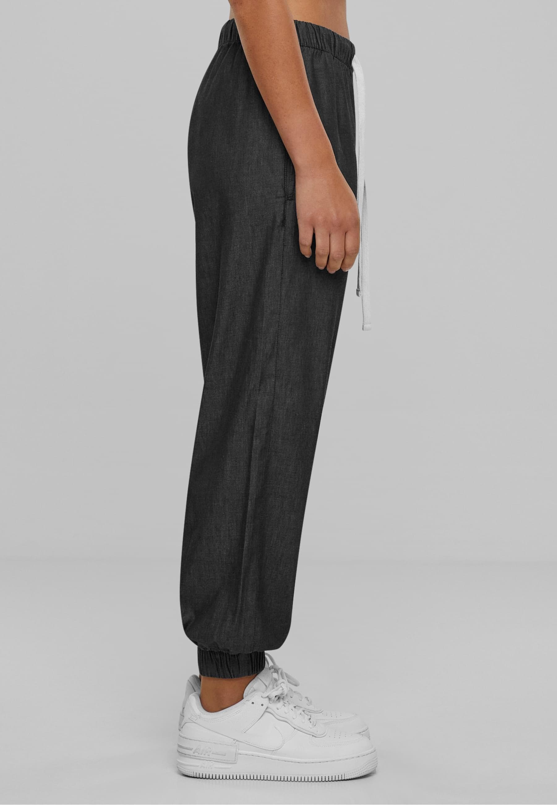 URBAN CLASSICS Jogginghose »Urban Classics Damen Ladies Light Denim Jogpants«, (1 tlg.)