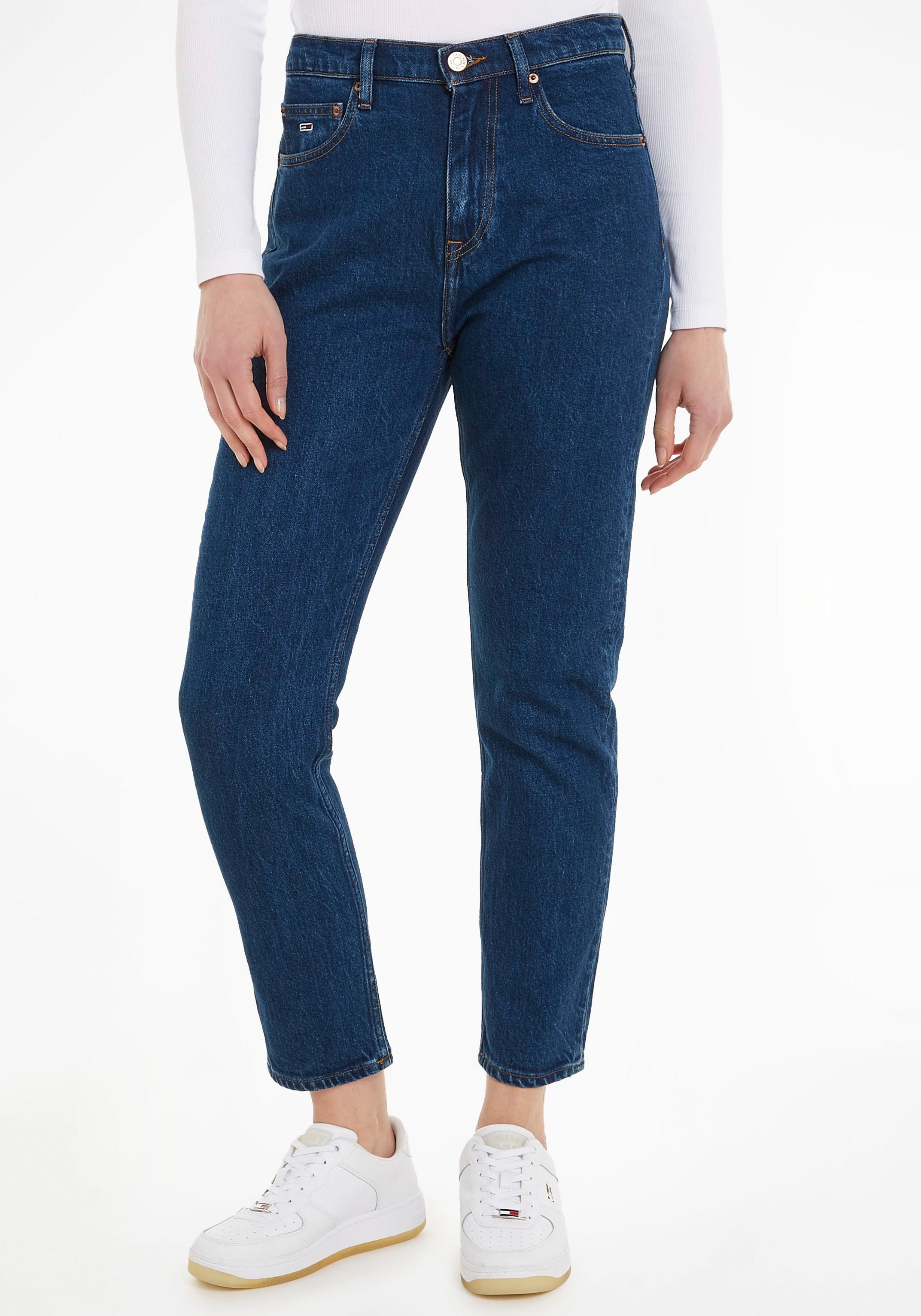 Tommy Jeans Straight-Jeans mit »Izzie«, BAUR Ledermarkenlabel für | bestellen