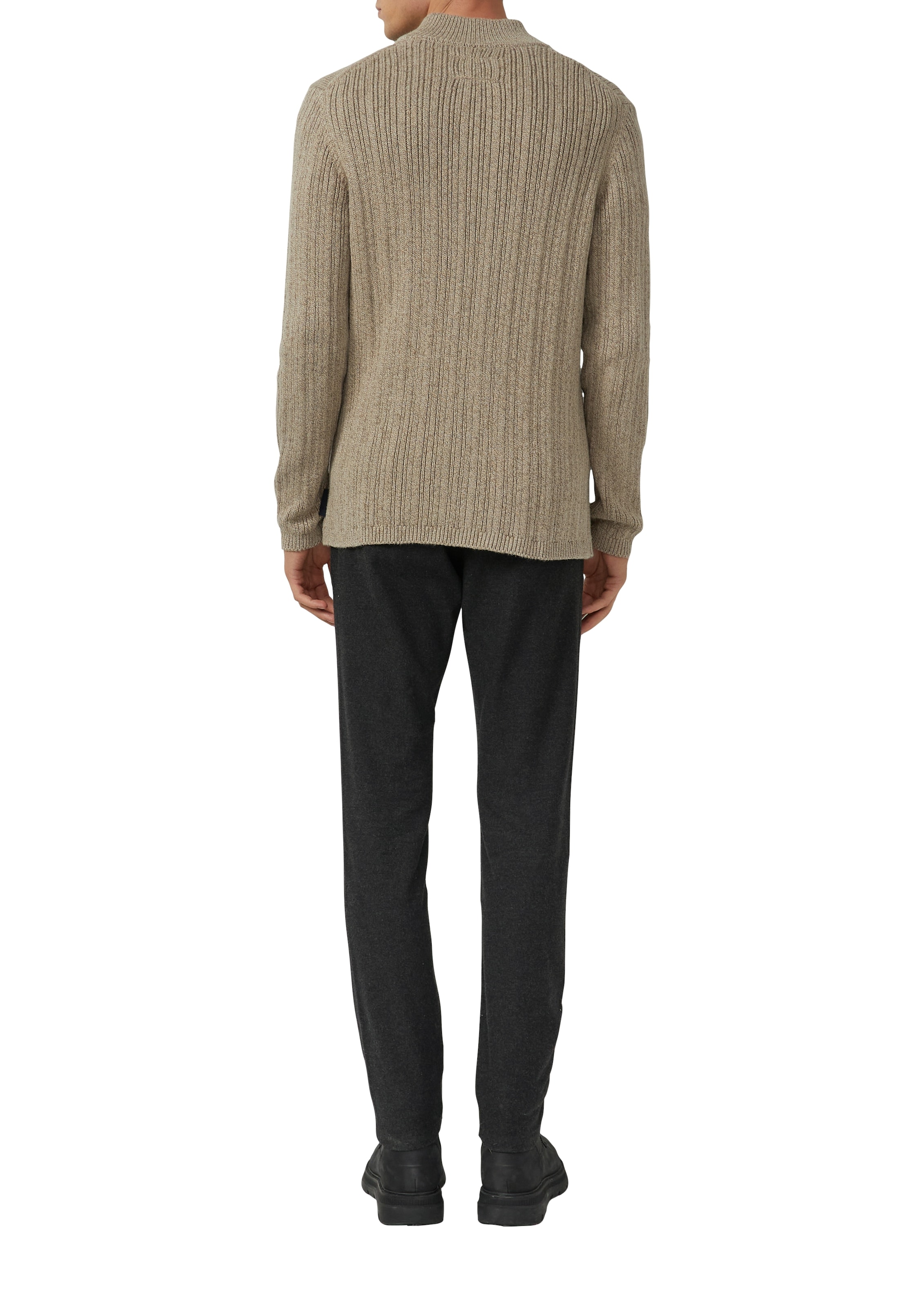 s.Oliver Troyer mit Strukturmuster