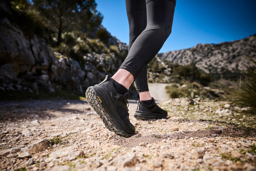 RIEKER Sport Plateausneaker  Outdoorschuh mit ultragrip-Laufsohle und Gummizug