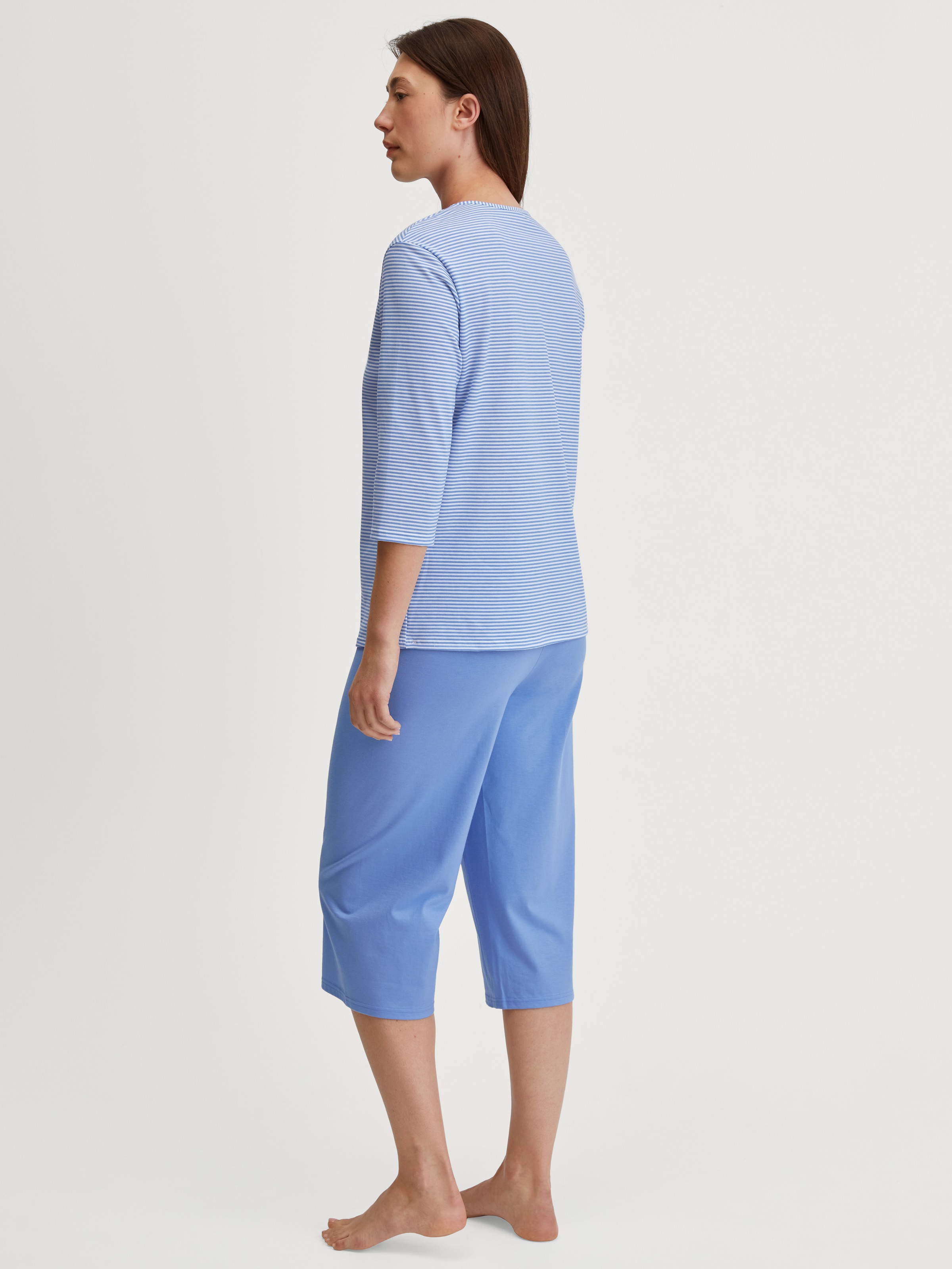 CALIDA Capri-Pyjama »Lovely Nights«, (2 tlg.), Rundhalsausschnitt, Baumwolle, atmungsaktiv, 3/4-Länge
