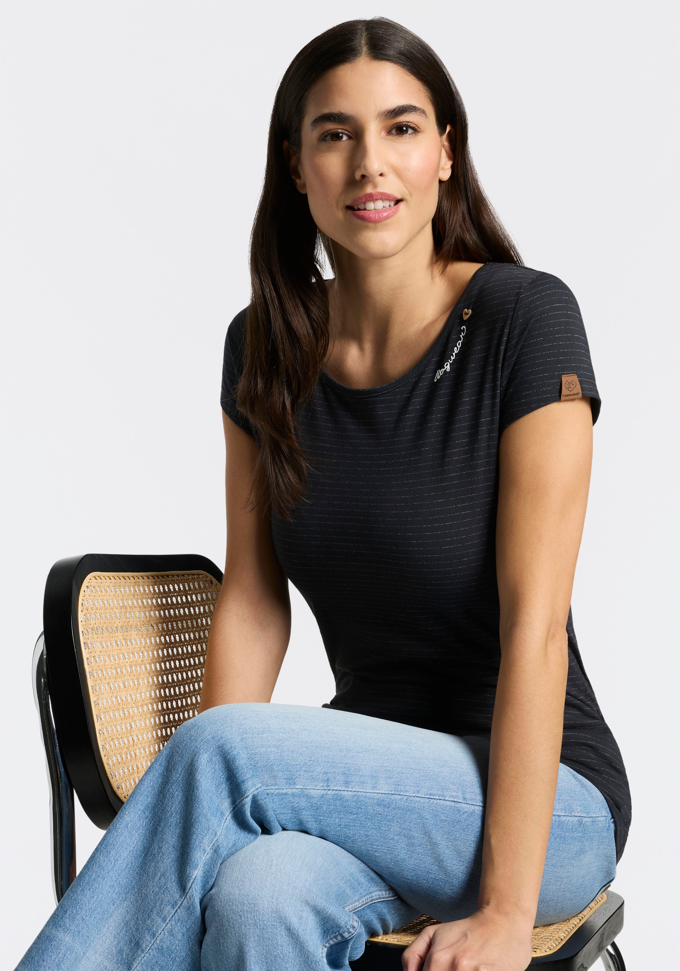 Ragwear Kurzarmshirt "MINT STRIPES O" mit Logoschriftzug und Zierknopf in H günstig online kaufen