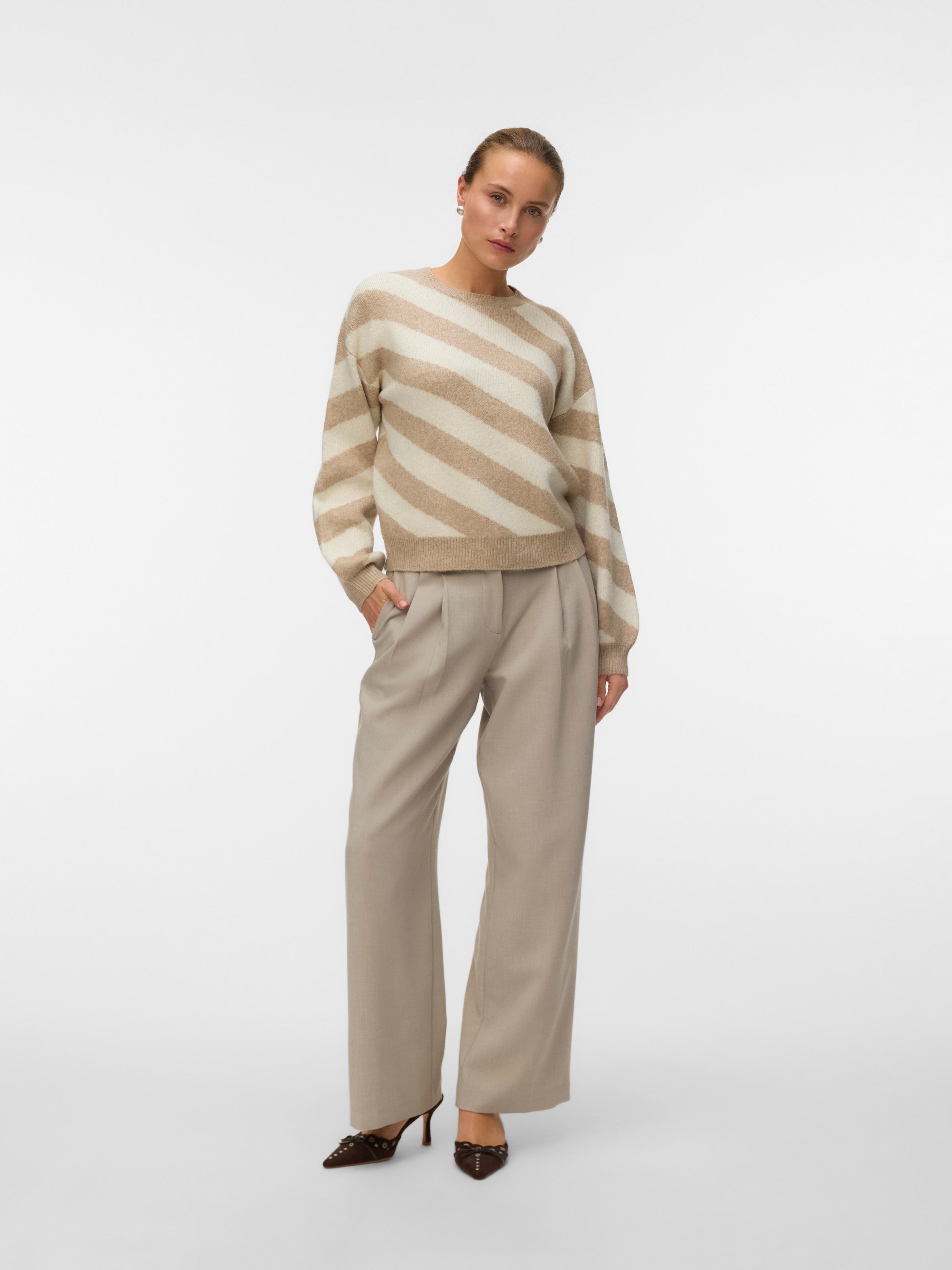 Vero Moda Rundhalspullover »VMLARA LS O-NECK PULLOVER GA BOO REP« Materialmix, Stretch, regular fit