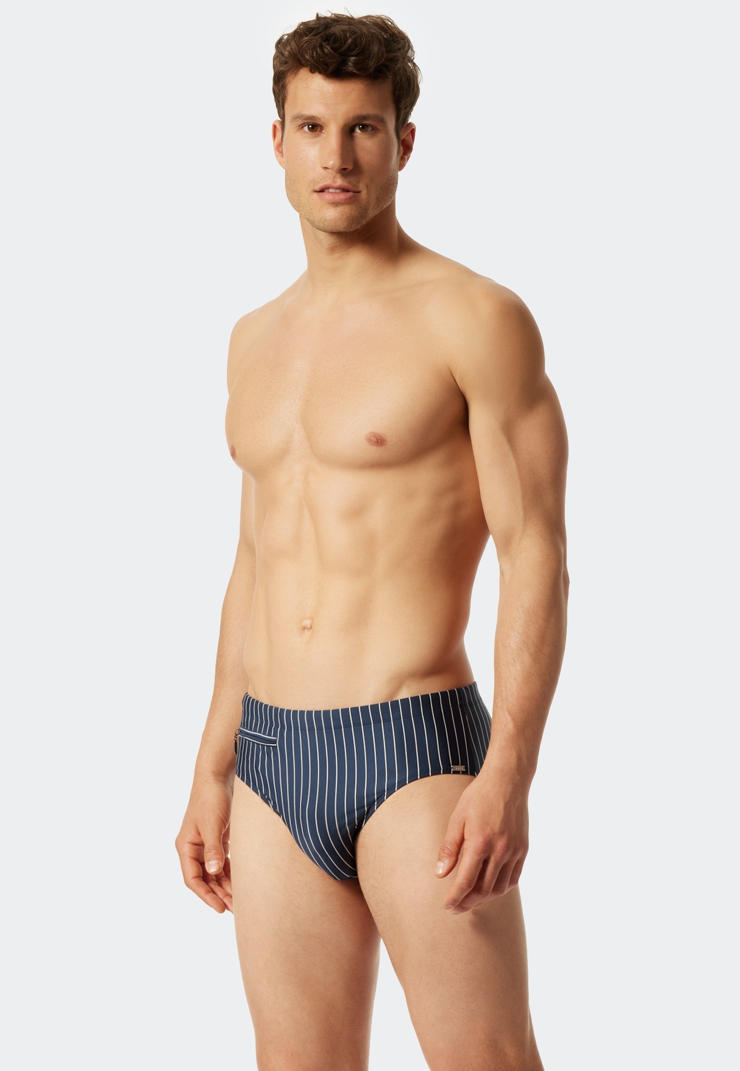 Schiesser "Nautical Casual" mit weißen Streifen