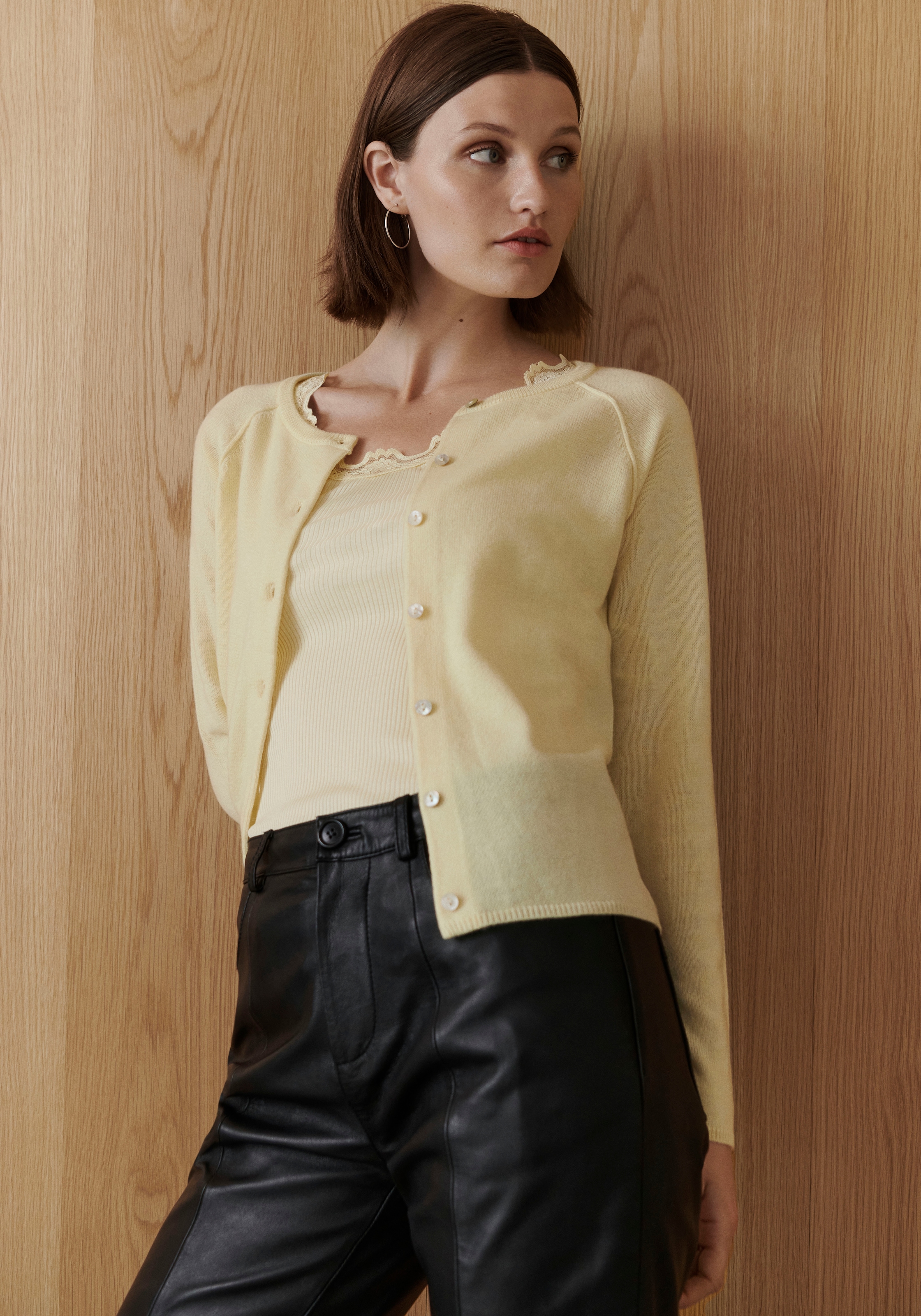 rosemunde Tanktop »Babette Silk Top«, wunderschöner Vintage-Spitzenbesatz an Ausschnitt und Trägern