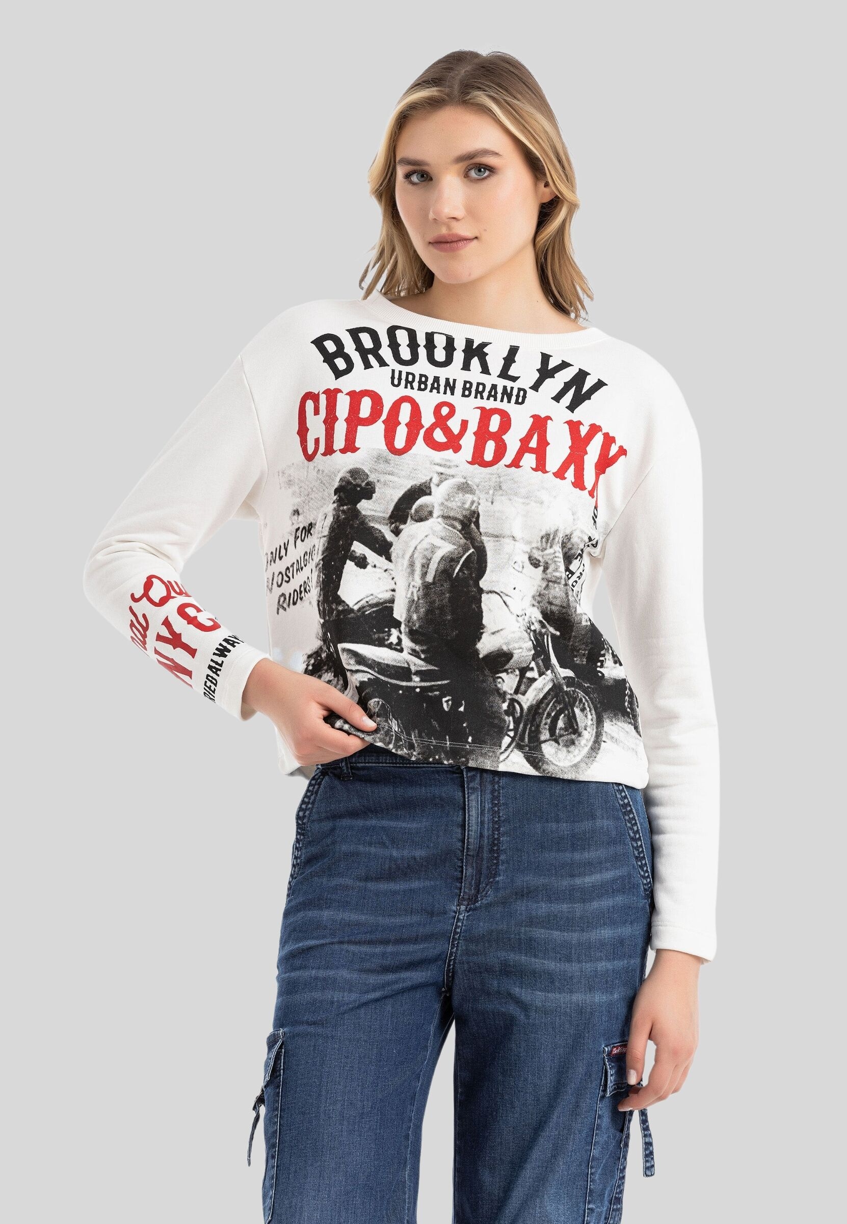 Cipo & Baxx T-Shirt »Cipo & Baxx Sweatshirts LONG SLEEVE T-SHIRT« hohem Tragekomfort
