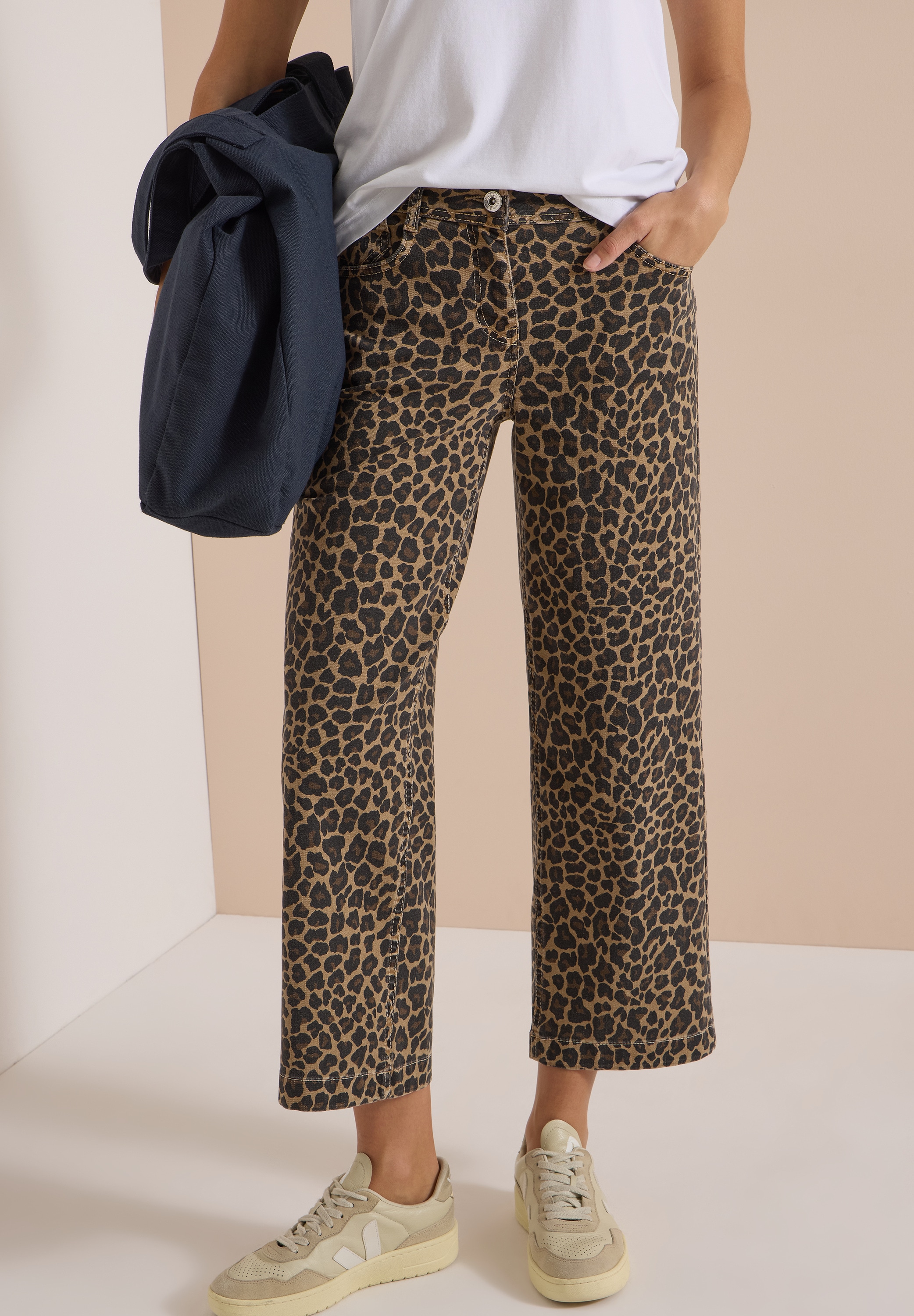 Cecil Loose-fit-Jeans "Style Neele" mit Leo-Muster / Stretch