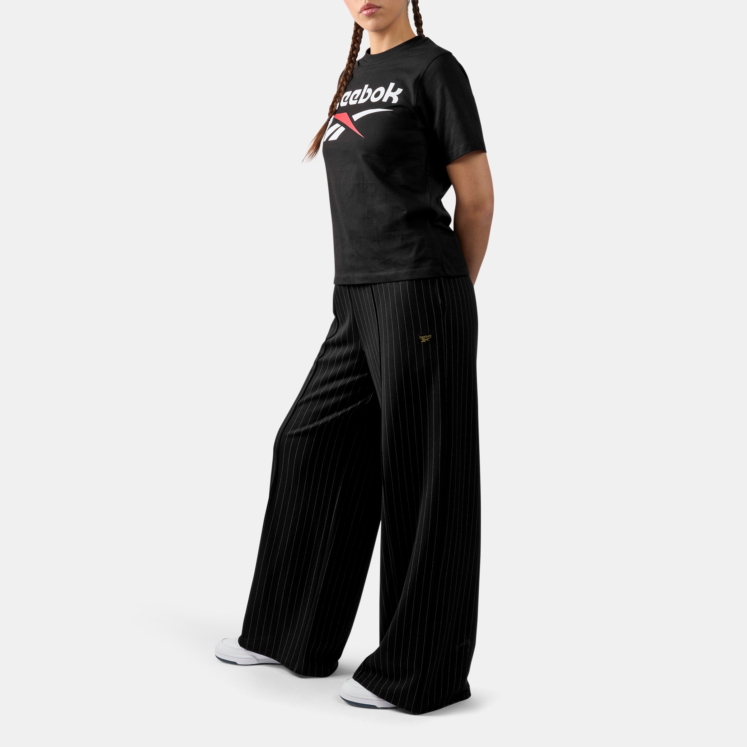 Reebok T-Shirt »WREN 2 COLOUR LOGO CREW SS TEE« für Erwachsene geeignet, in den Größen XS bis XXL erhältlich