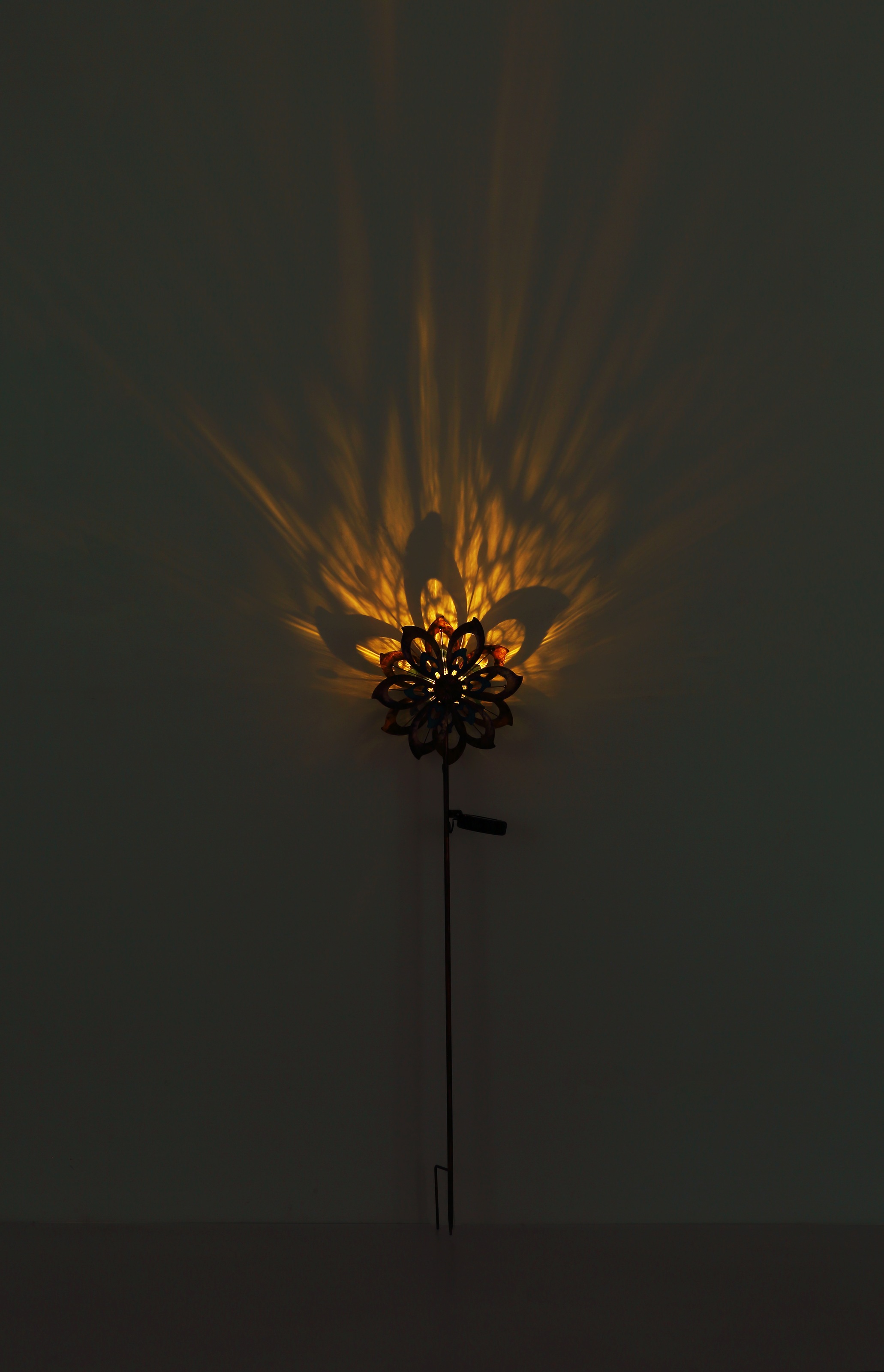 GLOBO LIGHTING LED Solarleuchte »SOLARLEUCHTE METALL GOLDFARBEN PATINIERT, 1XLED« LED-Modul 1 Stk. Warmweiß