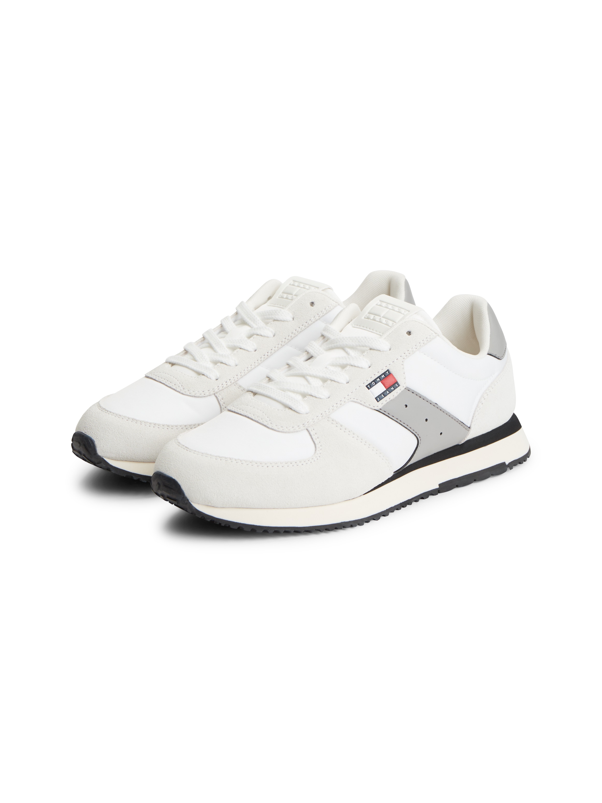 Tommy Jeans Sneaker "TJM EVA RUNNER MIX MATERIAL" Freizeitschuh, Schnürschuh mit Logoflaggen-Prägung an der Schuhzunge
