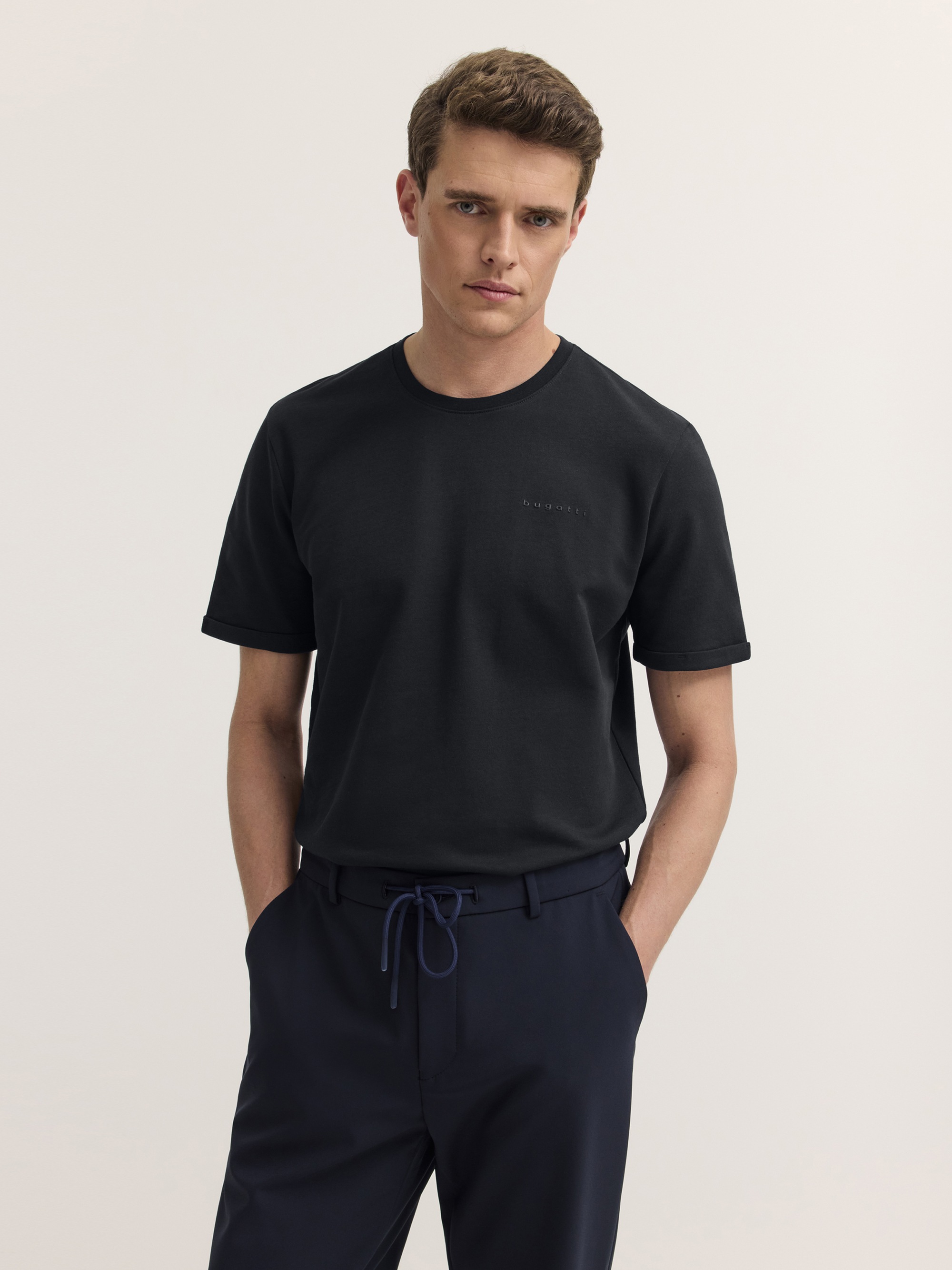 bugatti T-Shirt »Oversized Fit« Oversized Fit Baumwolle Rundhals Brustprint