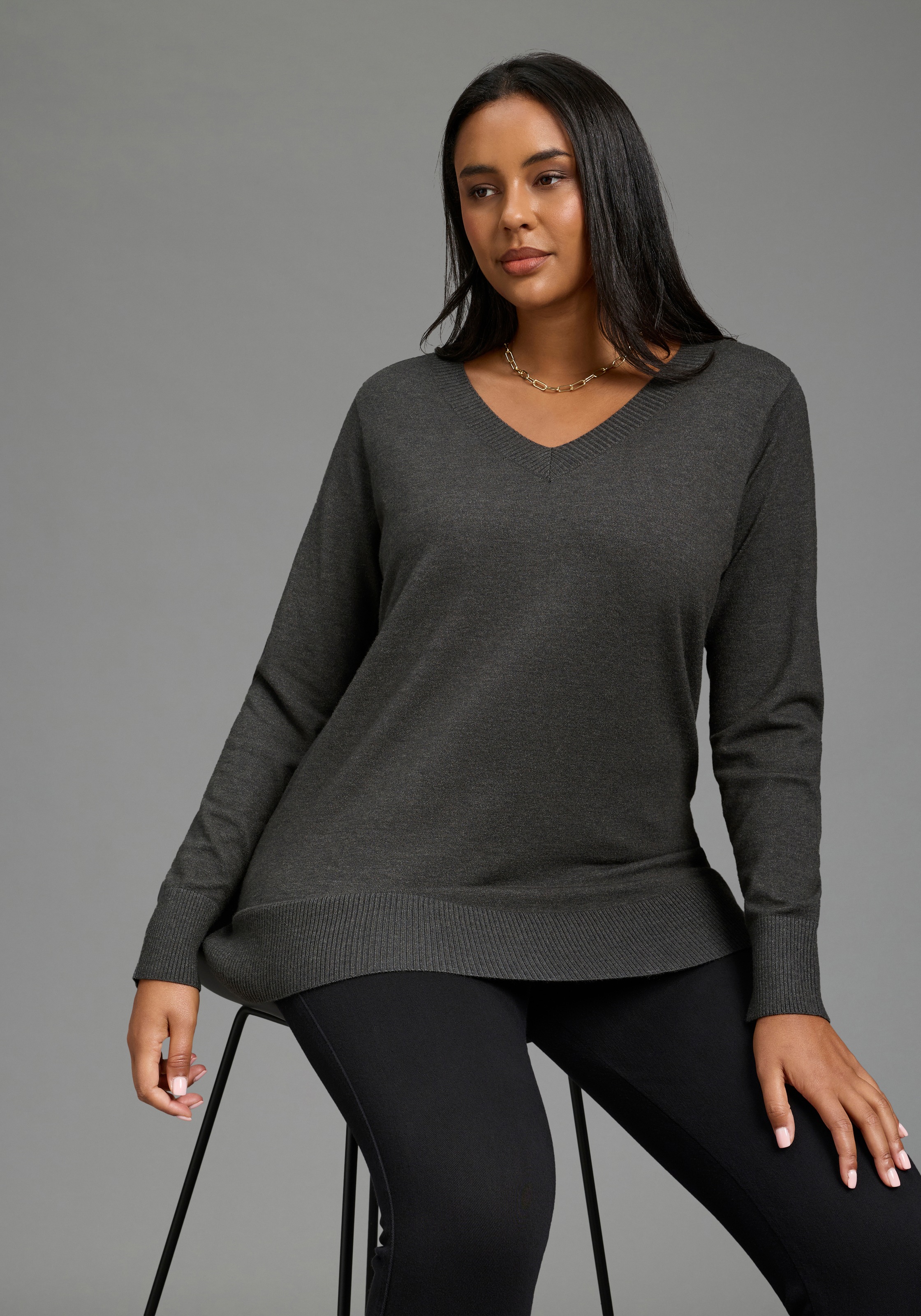 Laura Scott CURVE Strickpullover "Große Größen" figurumspielend, mit V-Ausschnitt