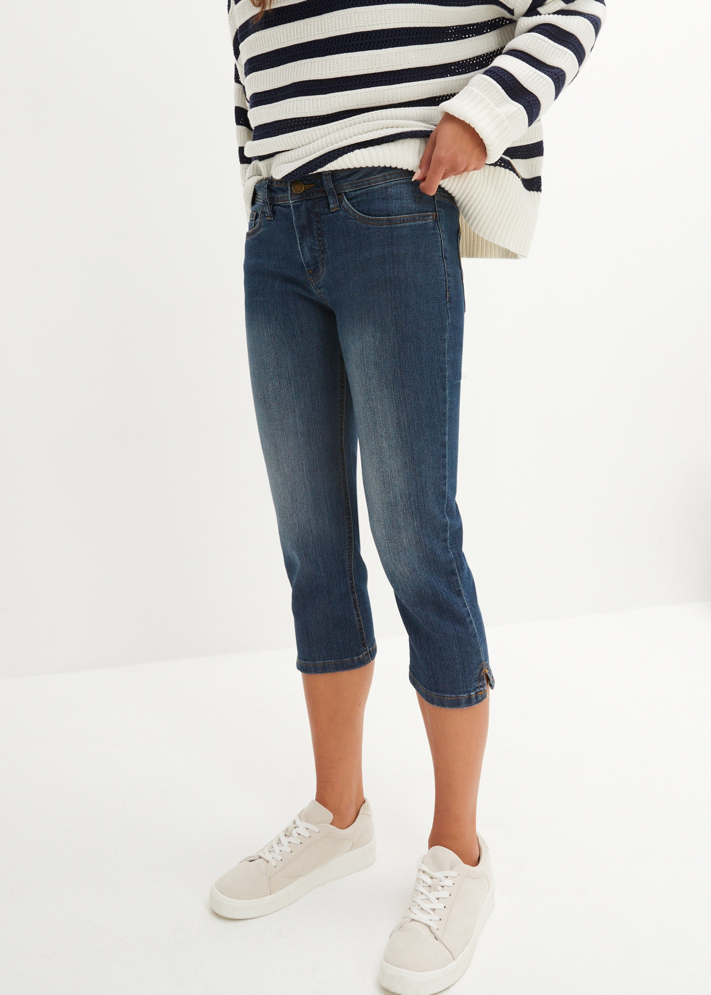 bonprix Caprijeans "Slim Fit Jeans Mid Waist, cropped" 3/4-Capri-Look, Five-Pocket Style, Regular Fit, schmale Beinform