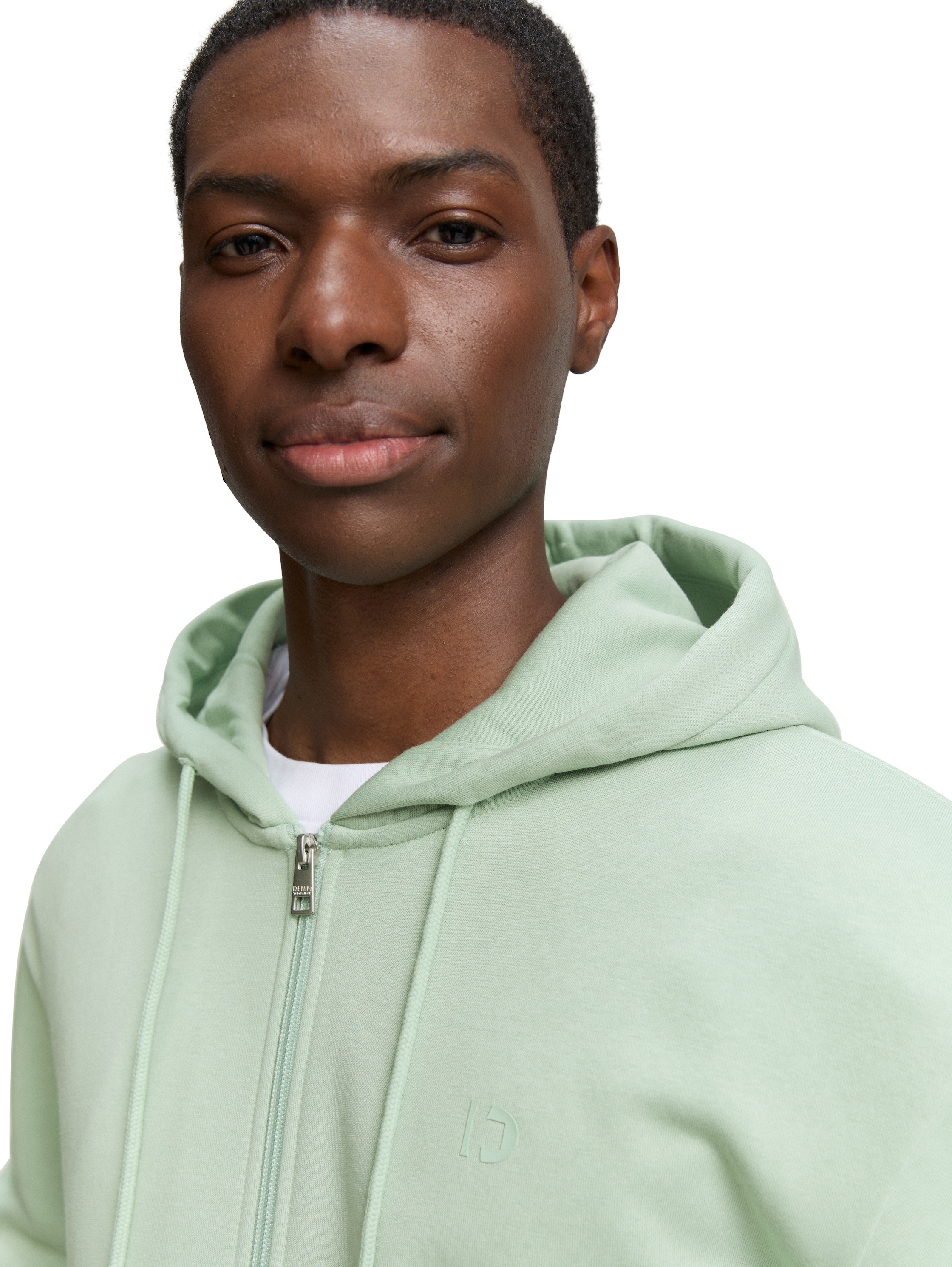 Thumbnail - TOM TAILOR Denim Kapuzensweatjacke mit Logostickerei