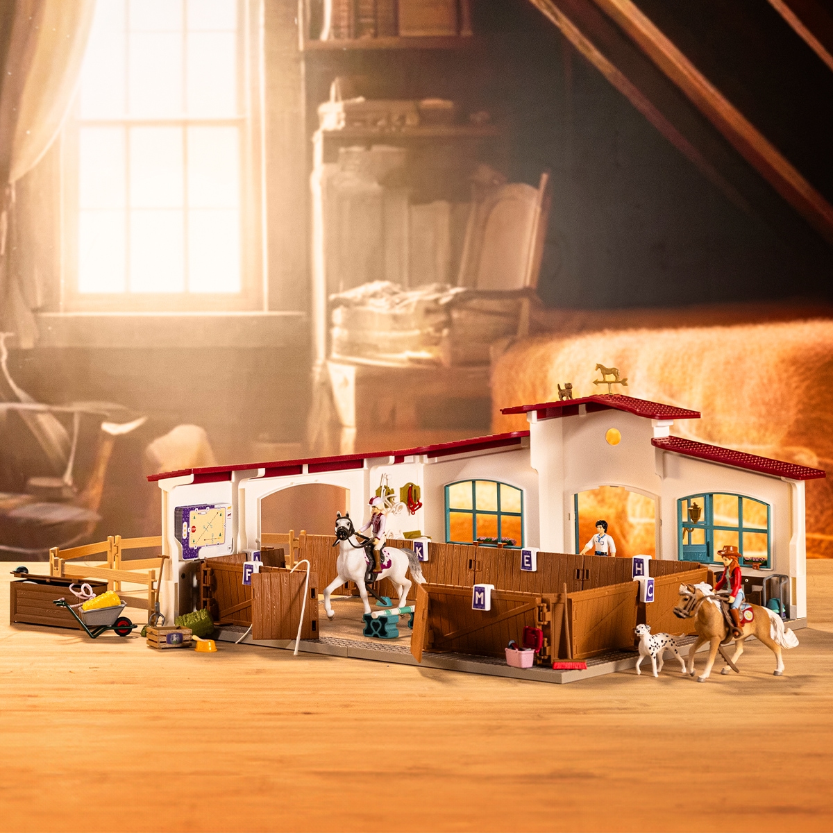 Schleich® Spielfigur »HORSE CLUB, Reithalle Peppertree (42639)«