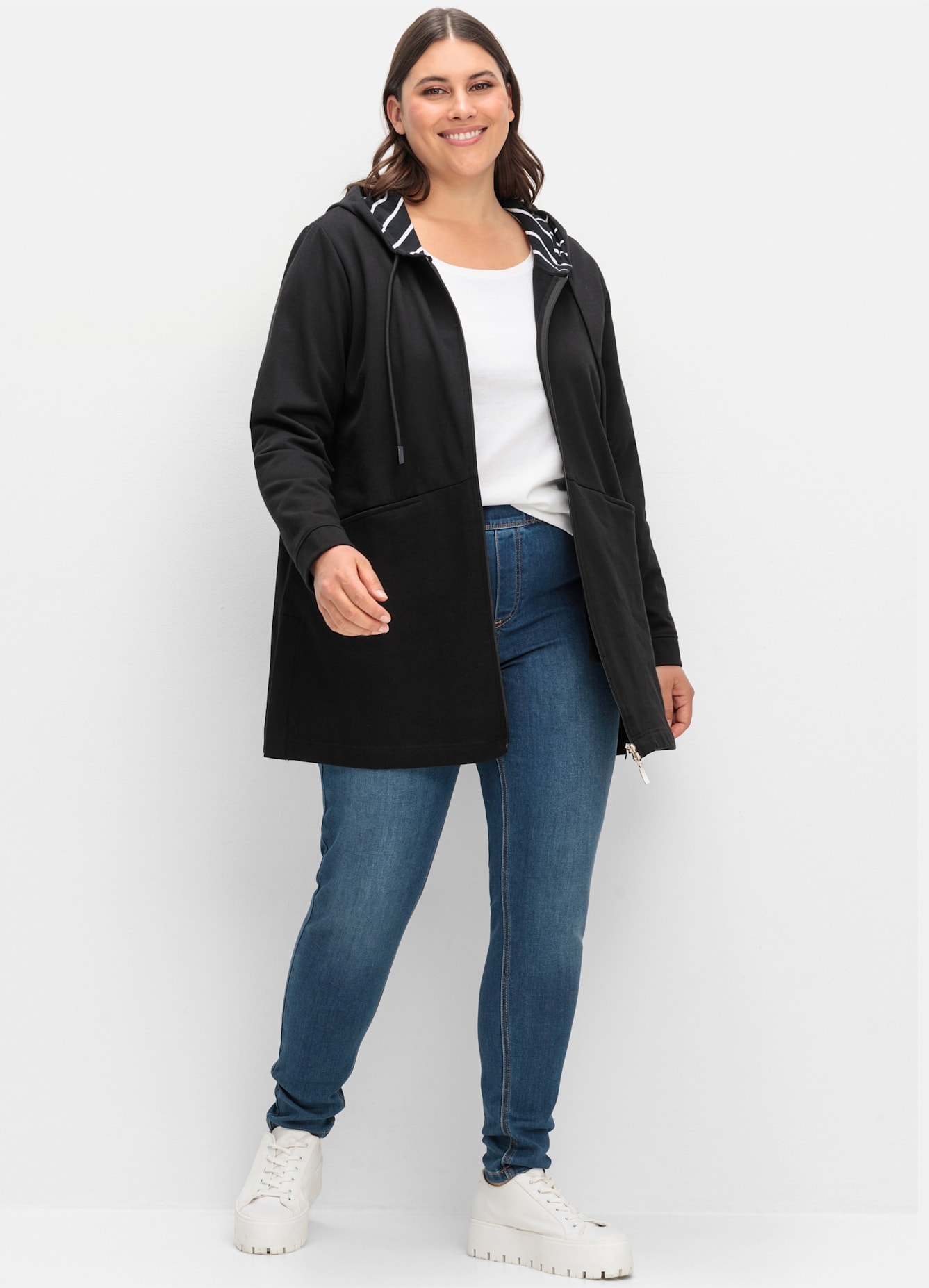 Sheego Shirtjacke "Sweatjacke", (1 tlg.) günstig online kaufen