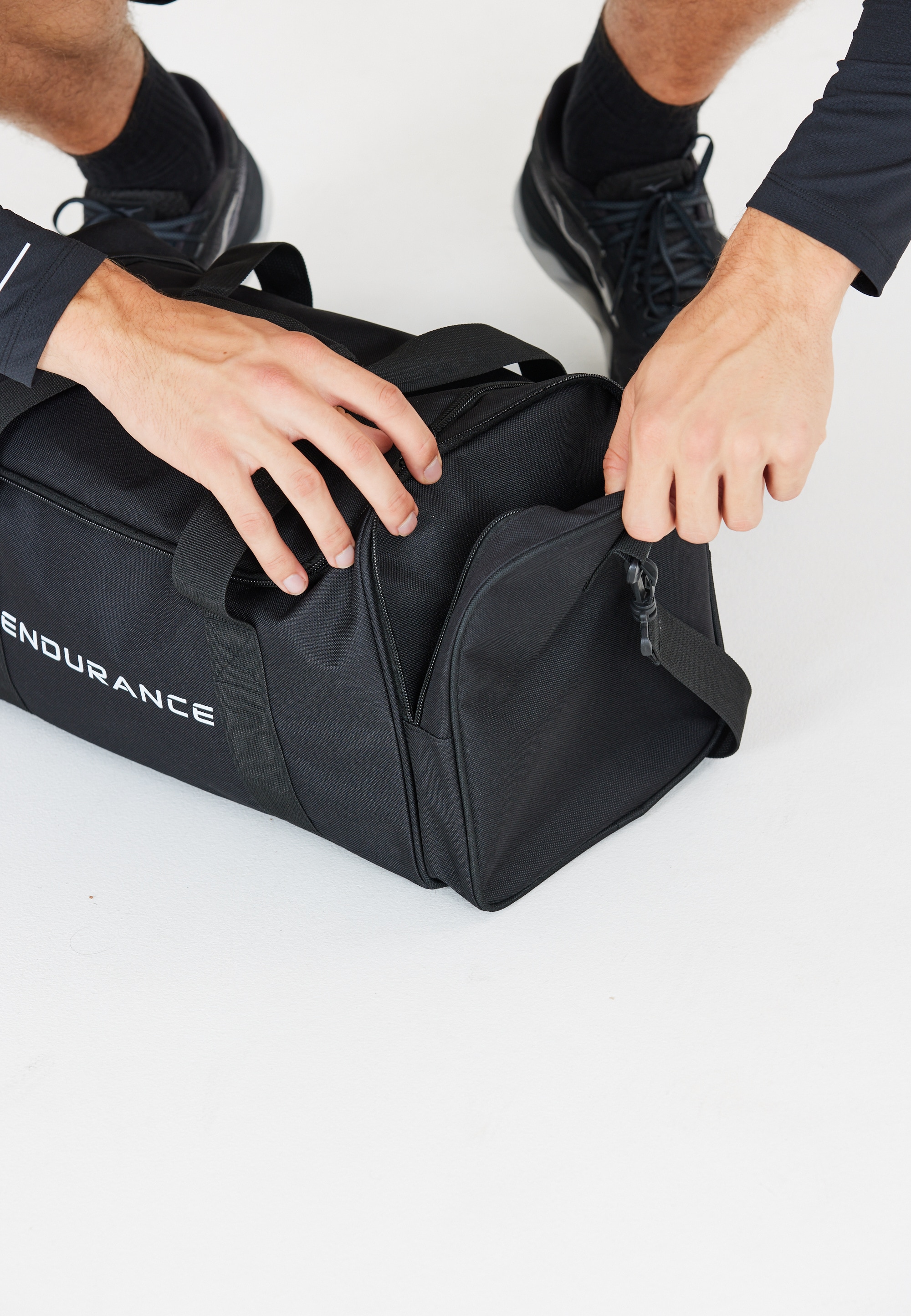 ENDURANCE Sporttasche »Lanakila«, im vielseitigen Design für Sport, Reisen und mehr