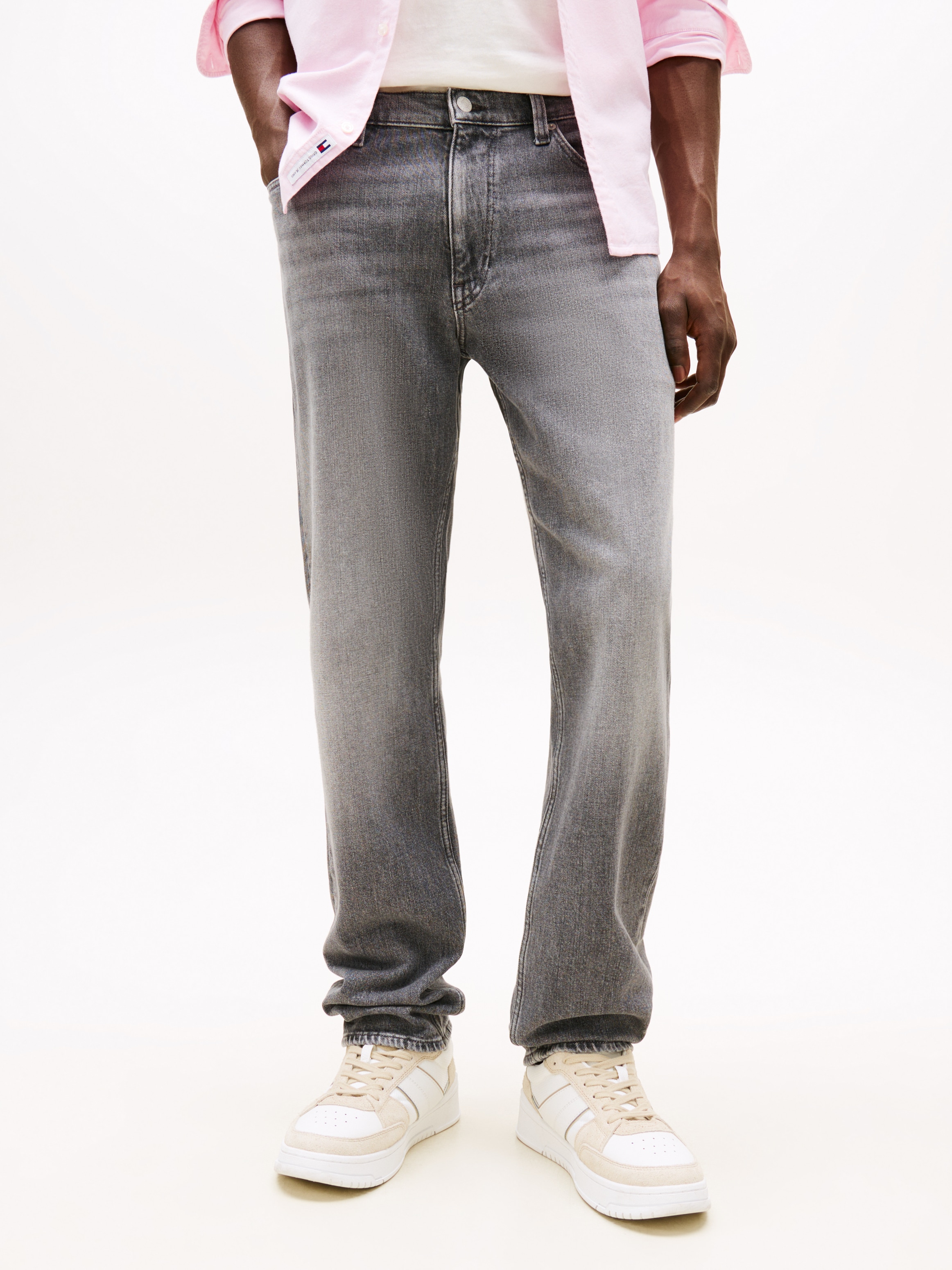 Tommy Jeans Slim-fit-Jeans "RYAN SLIM STRAIGHT", mit Logoprägung günstig online kaufen