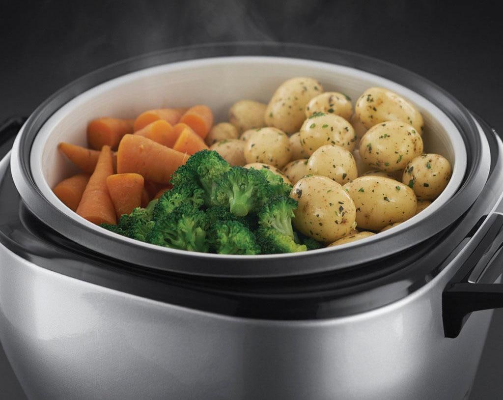 RUSSELL HOBBS Reiskocher »23570-56 MaxiCook«, groß: 2,5 l, antihaftbeschitet, inkl. Dampfkorb, Reislöffel&Messbecher