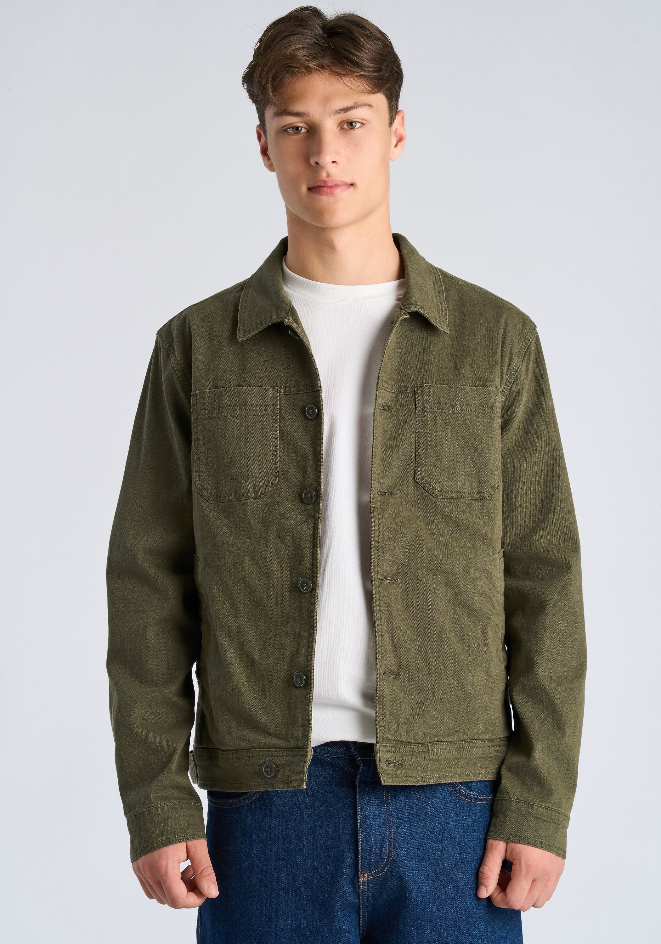 Hemdjacke LINDBERGH "Hemdjacke Relaxed Fit", Herren, Gr. XL, army, Obermaterial: 98% Baumwolle, 2% Elasthan, lässig geschnitten, Jacken