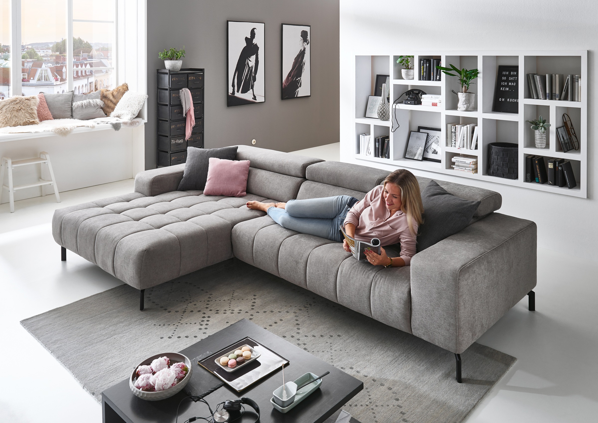 Die PlanBar Ecksofa »MP-IN18022 L-Form«, mit Kopfteilverstellung & Zierkissen, optional Sitztiefenverstellung