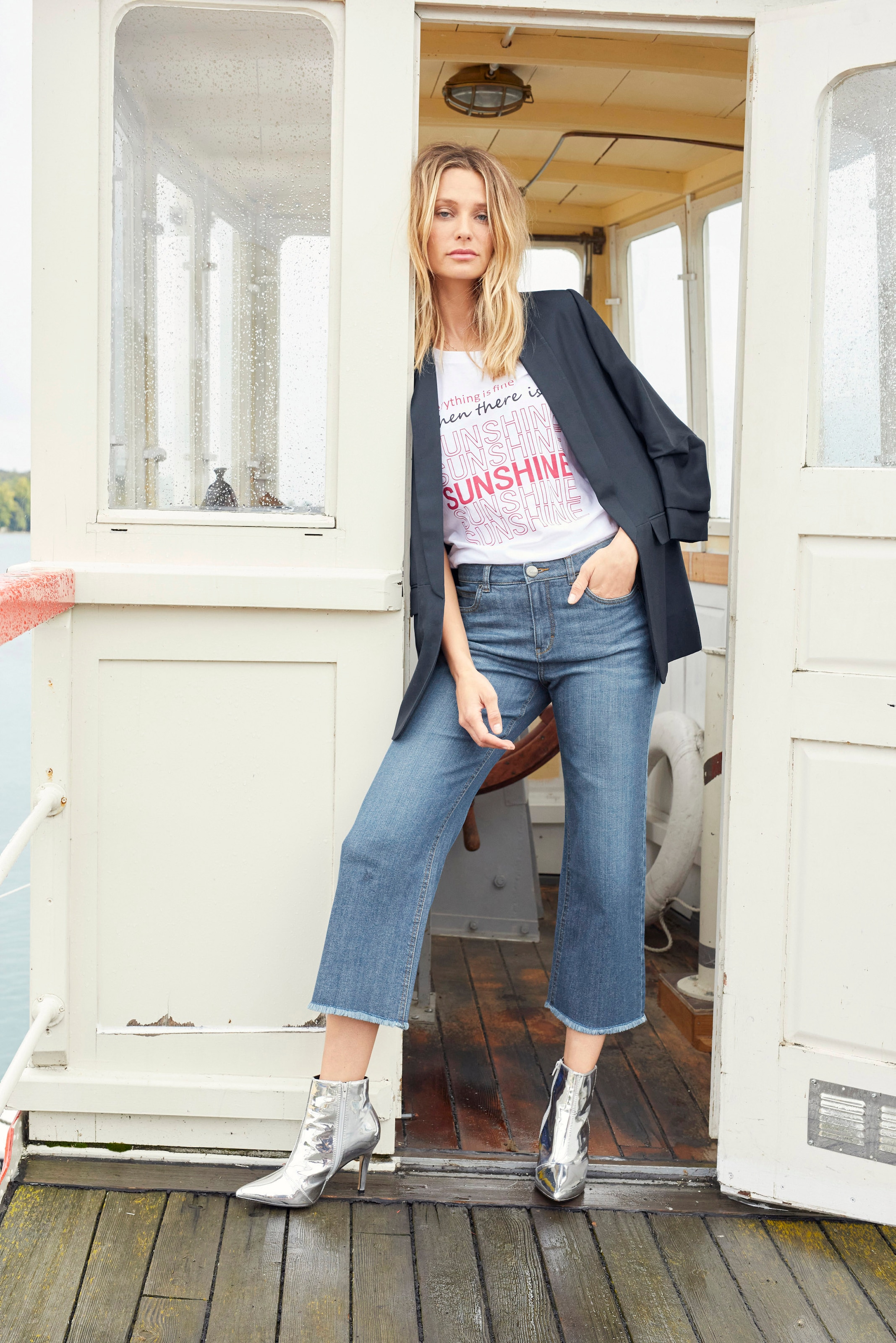 Aniston CASUAL 7/8-Jeans, mit leicht ausgefranstem Beinabschluss für kaufen  | BAUR