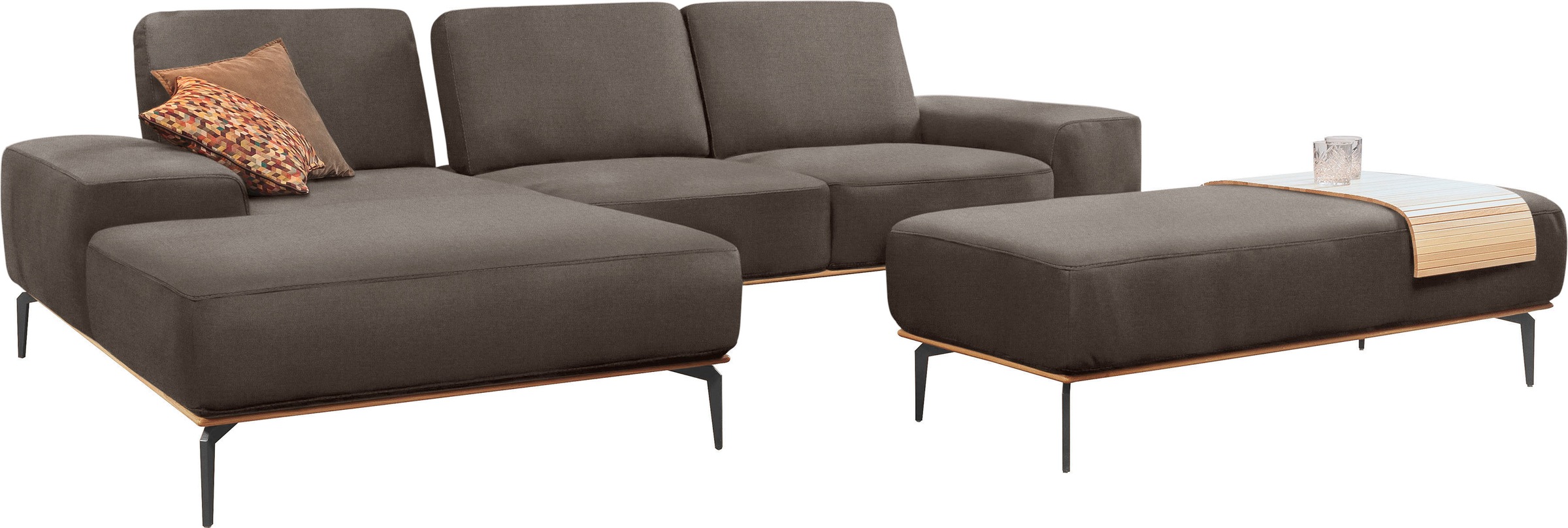 W.SCHILLIG Ecksofa »run, Designsofa mit tollem Sitzkomfort, bequem, L-Form«, mit Holzsockel, Füße in Schwarz pulverbeschichtet, Breite 299 cm