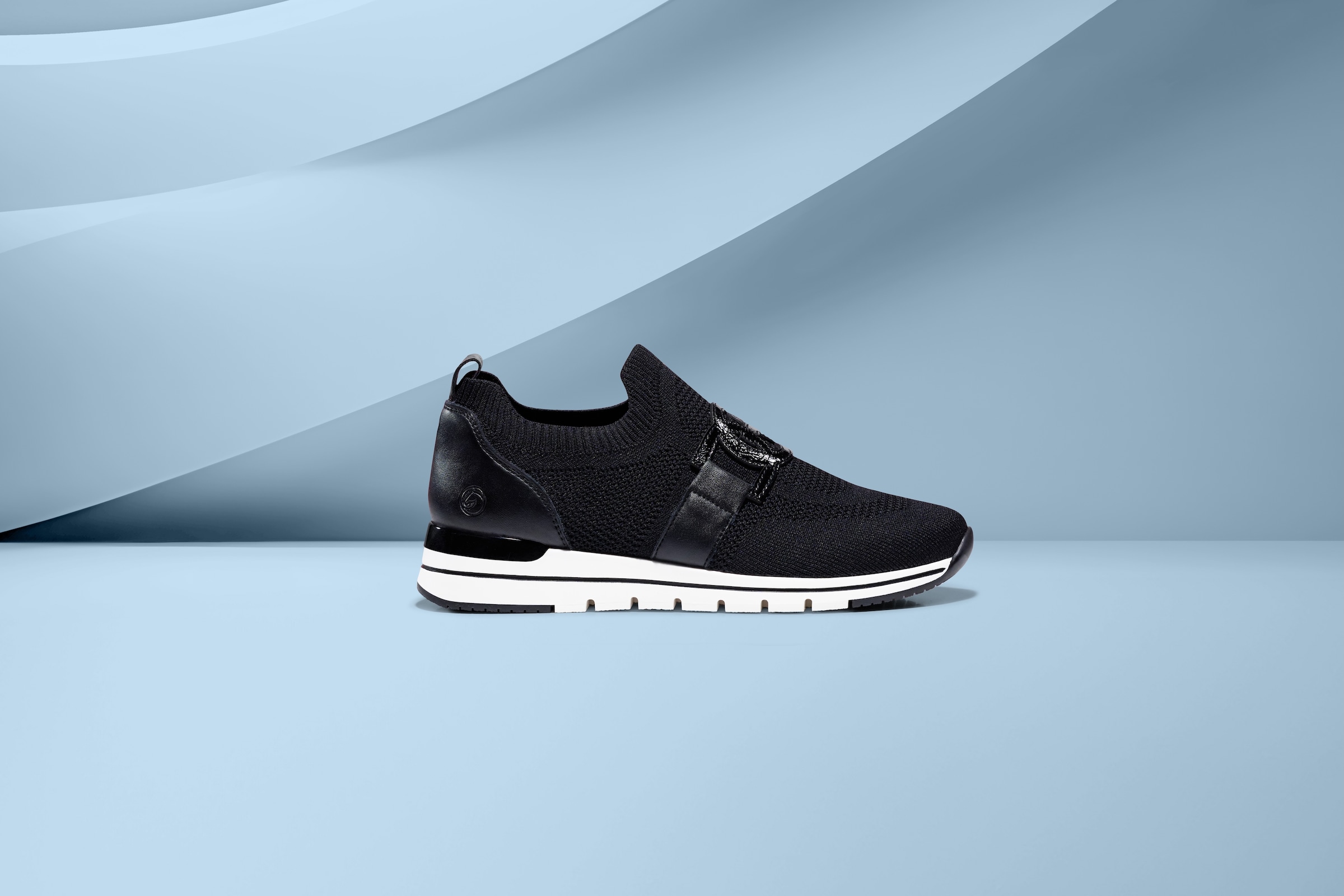 Remonte Slip-On Sneaker, Freizeitschuh, Halbschuh, Slipper mit Gummizug am Schaftrand