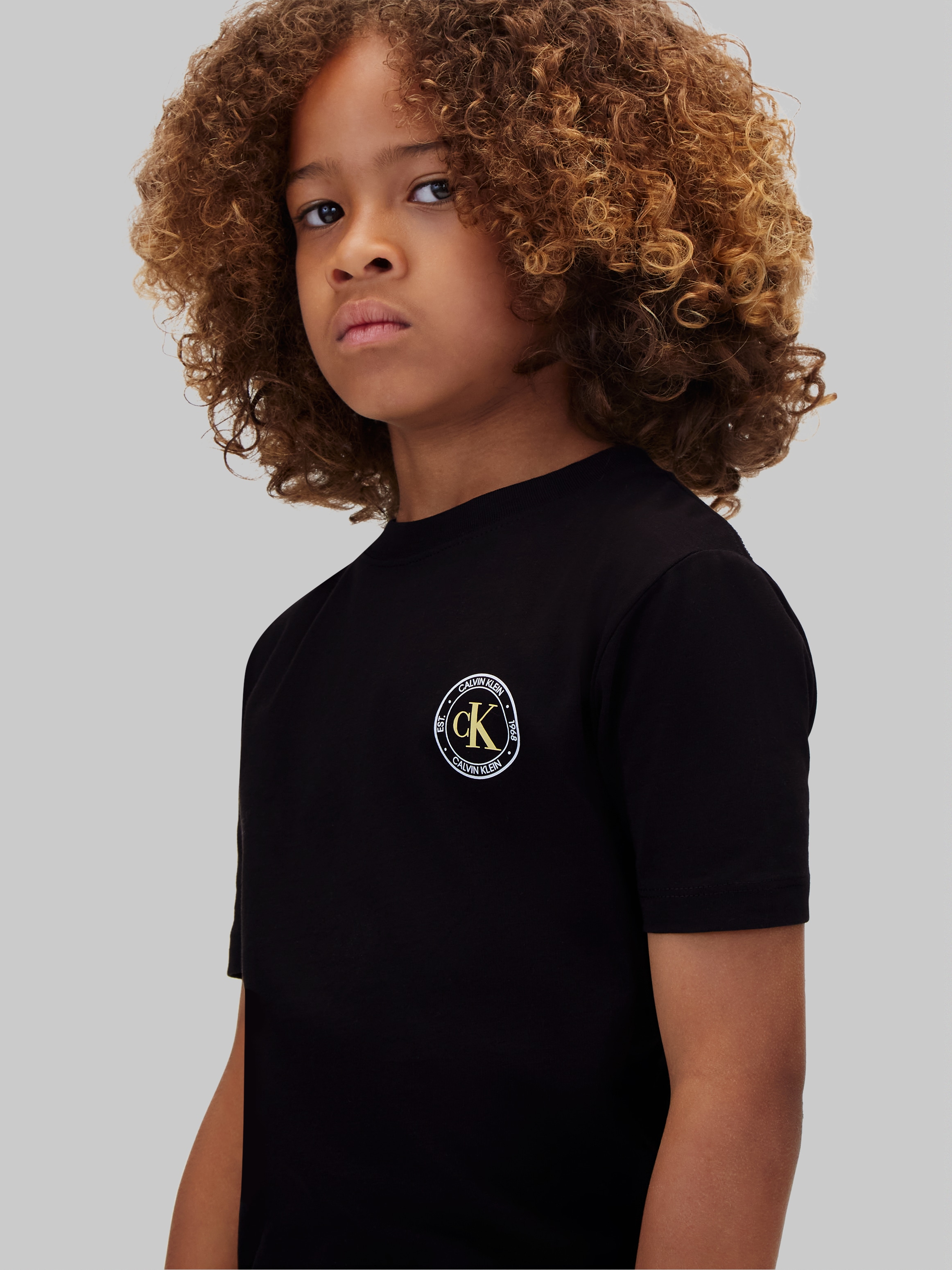 Calvin Klein Jeans »CK SMALL CHEST CIRCLE SS T-SHIRT« Regular fit mit Rundhalsausschnitt